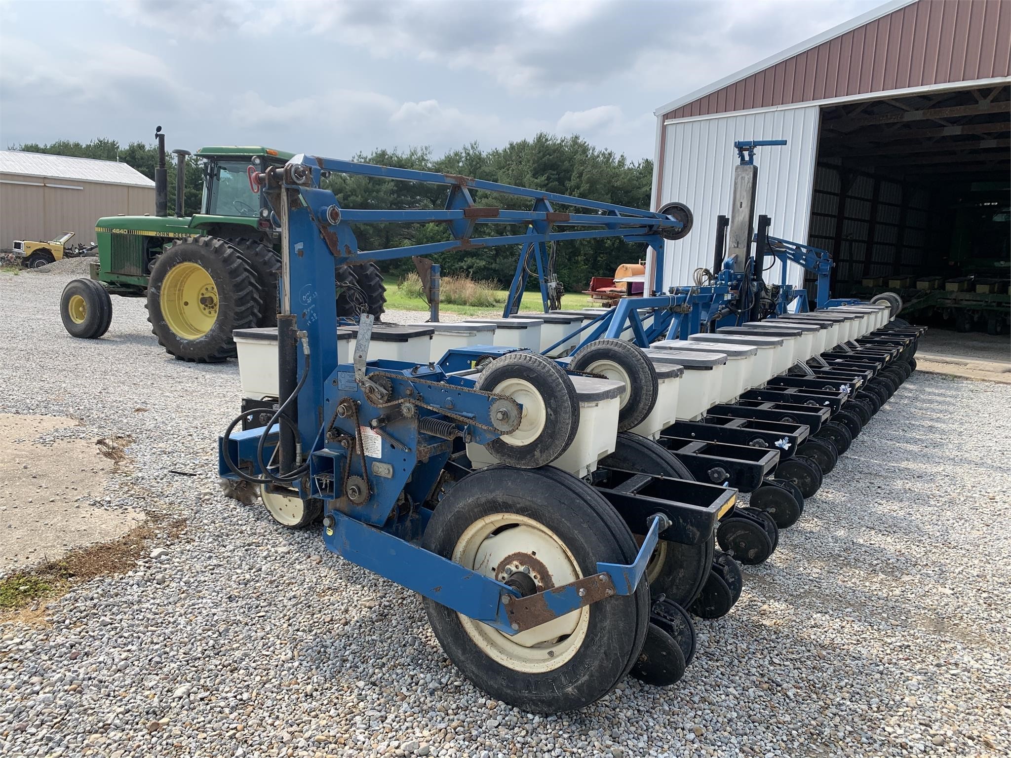 2004 Kinze 3600 Planter