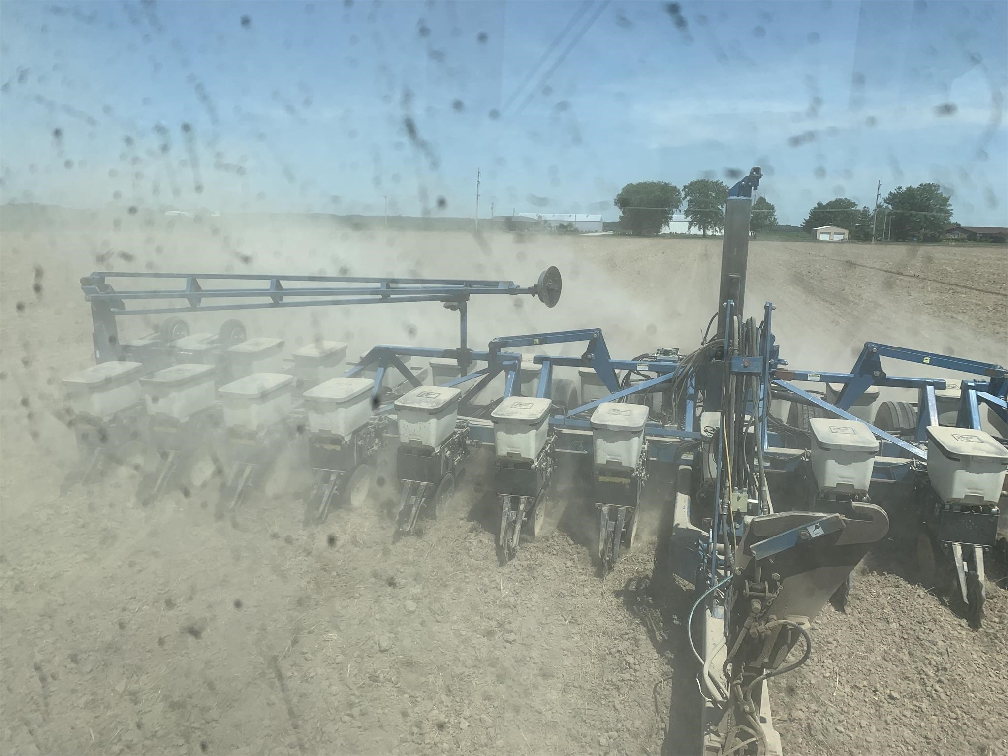 2004 Kinze 3600 Planter