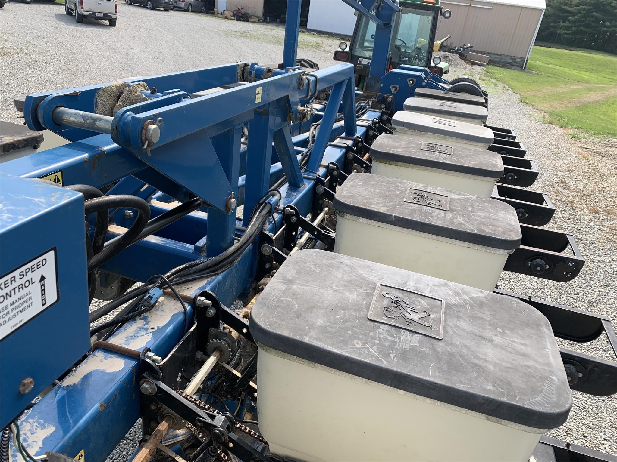 2004 Kinze 3600 Planter