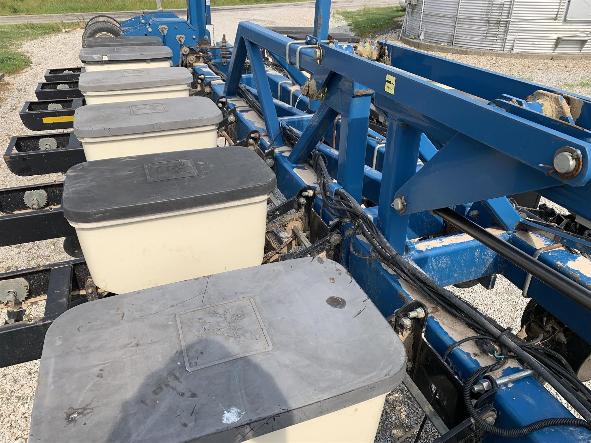 2004 Kinze 3600 Planter