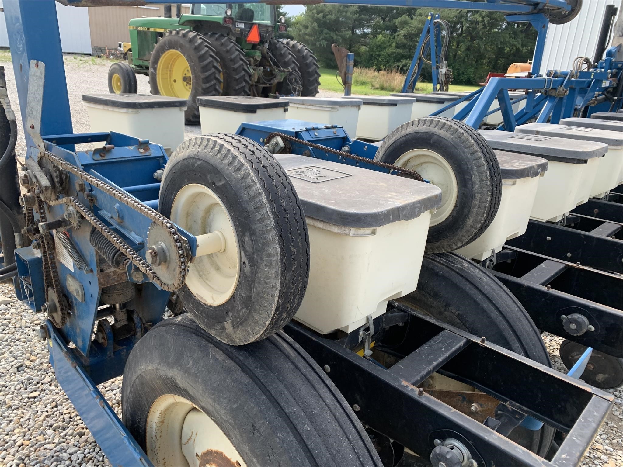 2004 Kinze 3600 Planter