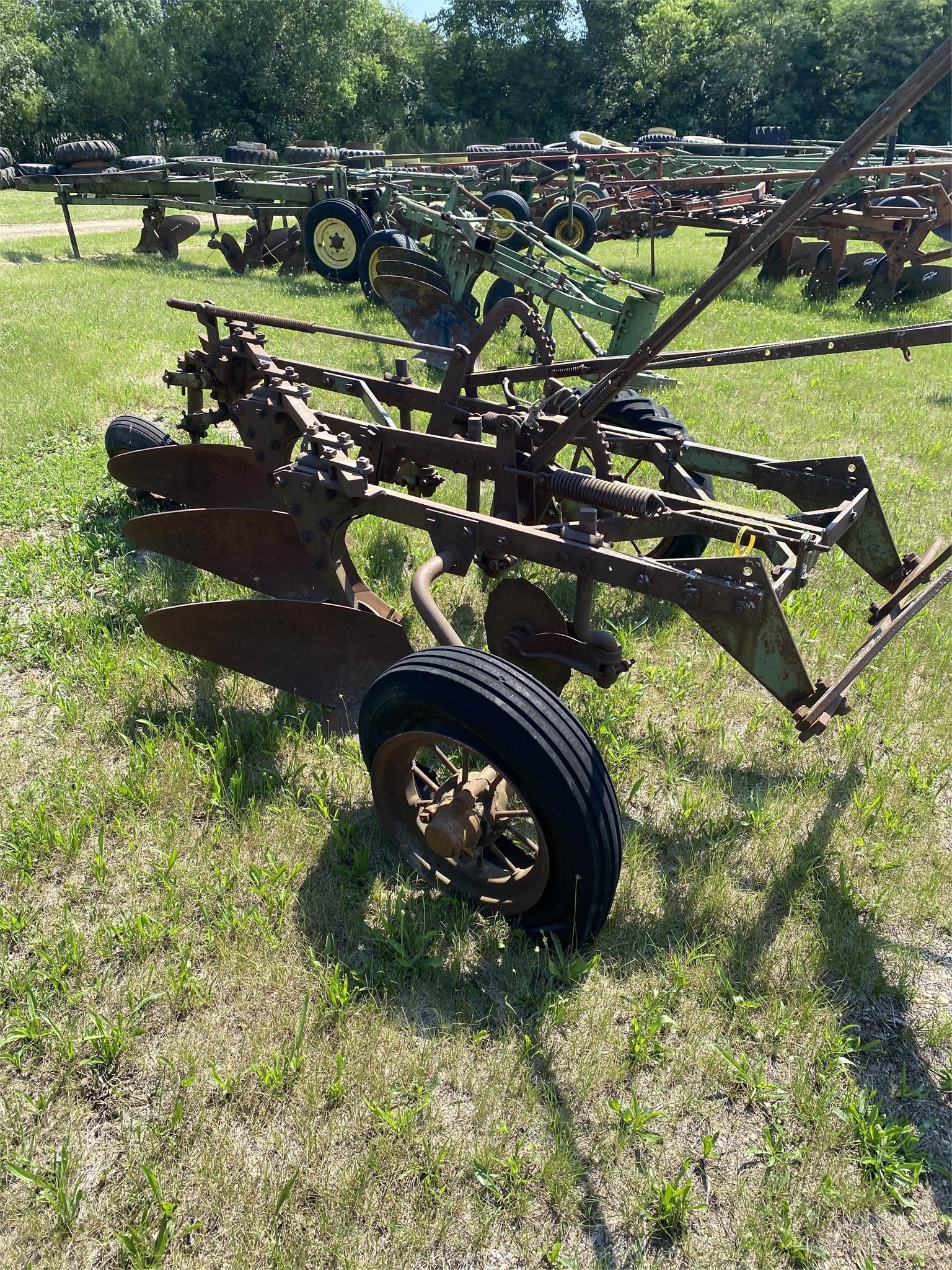 1951 John Deere 55 ABH Plow 895 Machinery Pete
