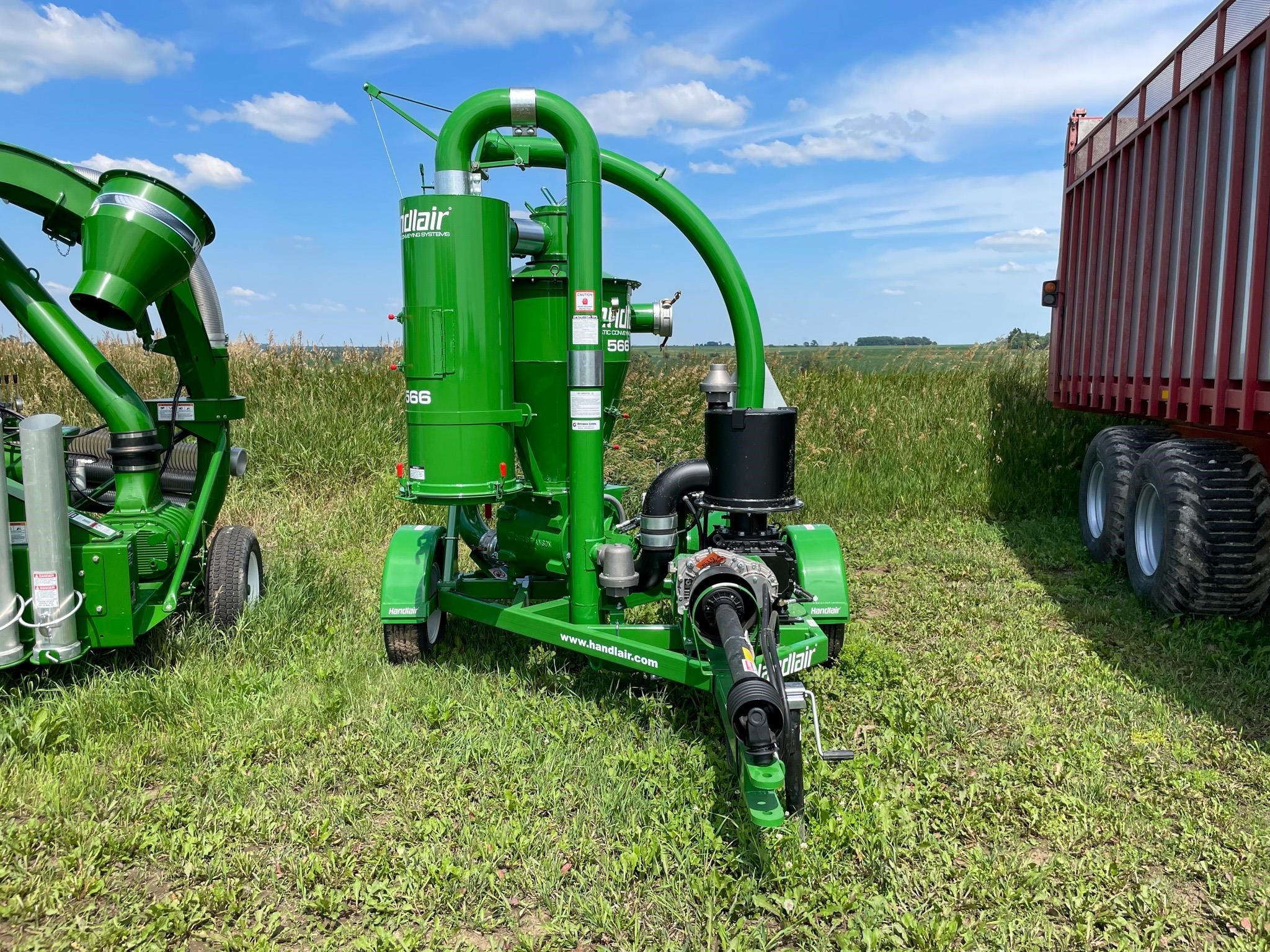2025 Handlair 566 Grain Vac