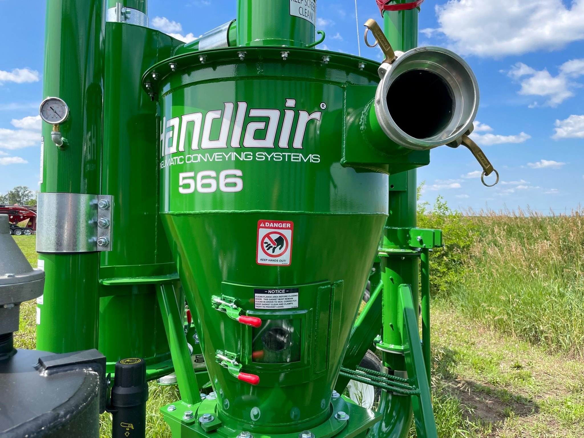 2025 Handlair 566 Grain Vac