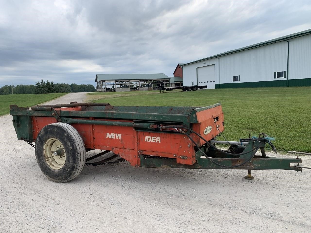 New Idea 217 Manure Spreader 4,950 Machinery Pete