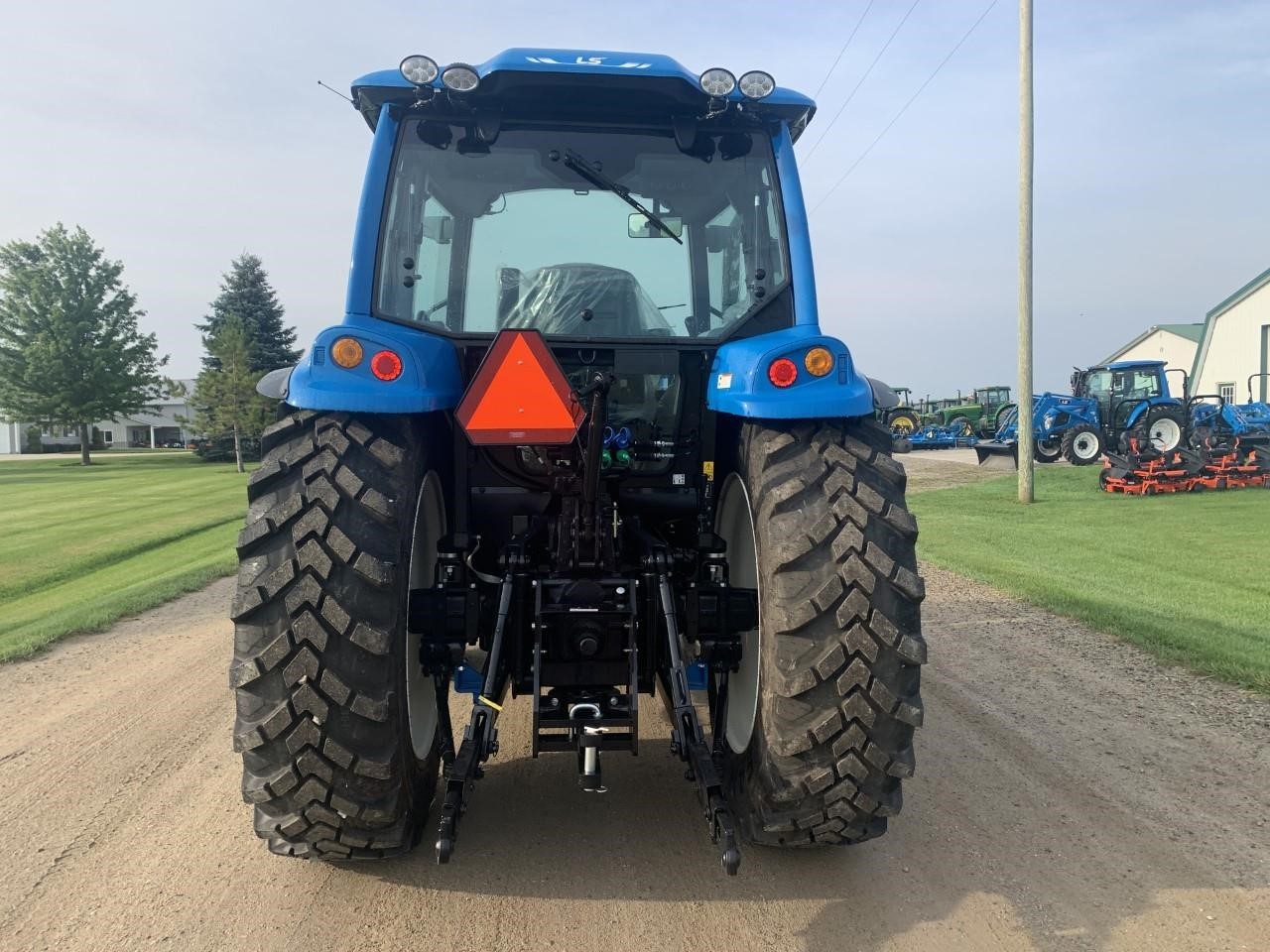 2023 LS MT7101CPS Tractor Call Machinery Pete