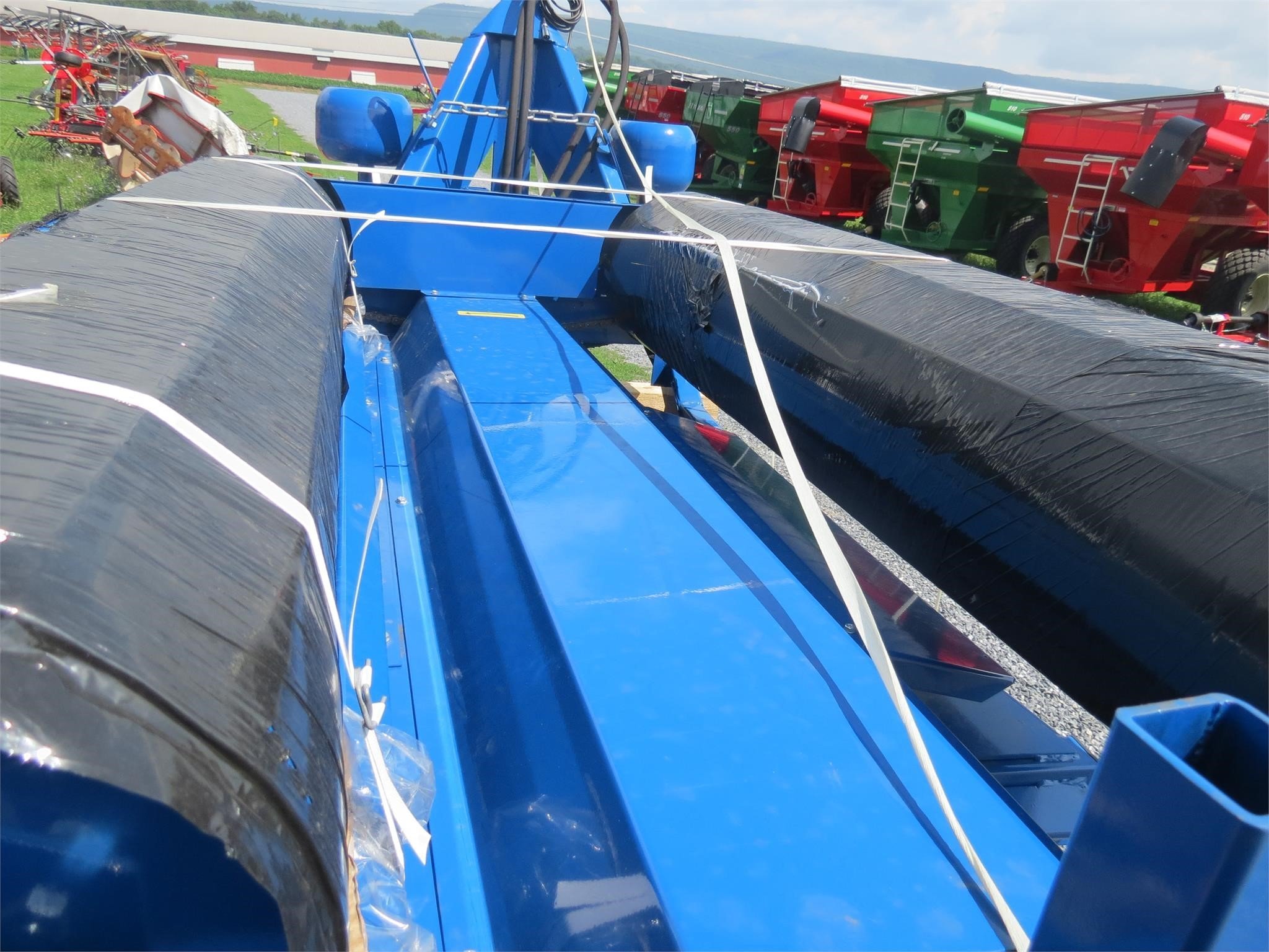 2026 Econo-Wrap EW-450A Bale Wrapper