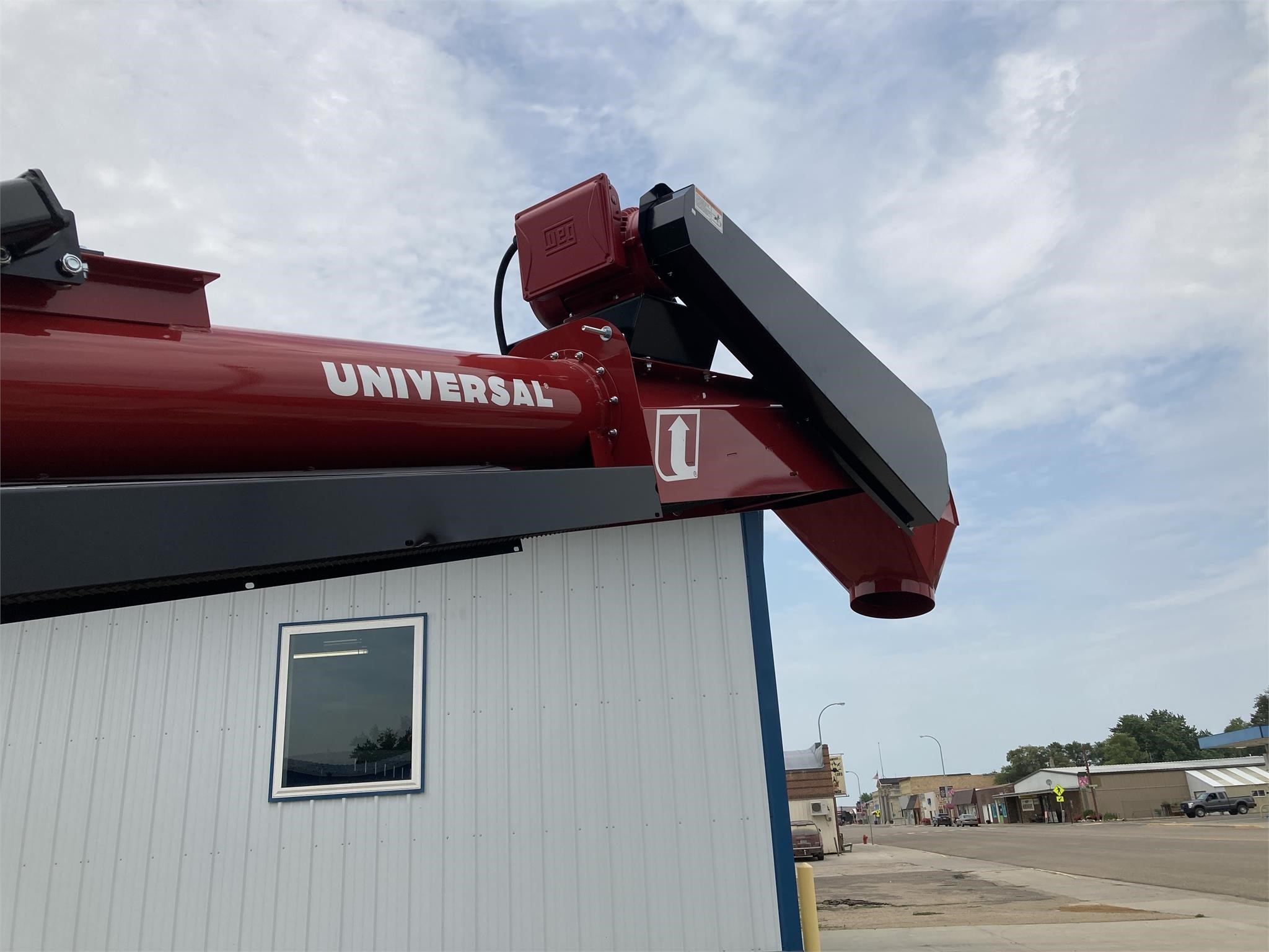 Universal 1537 FIELD LOADER TD Augers and Conveyor Lidgerwood, North