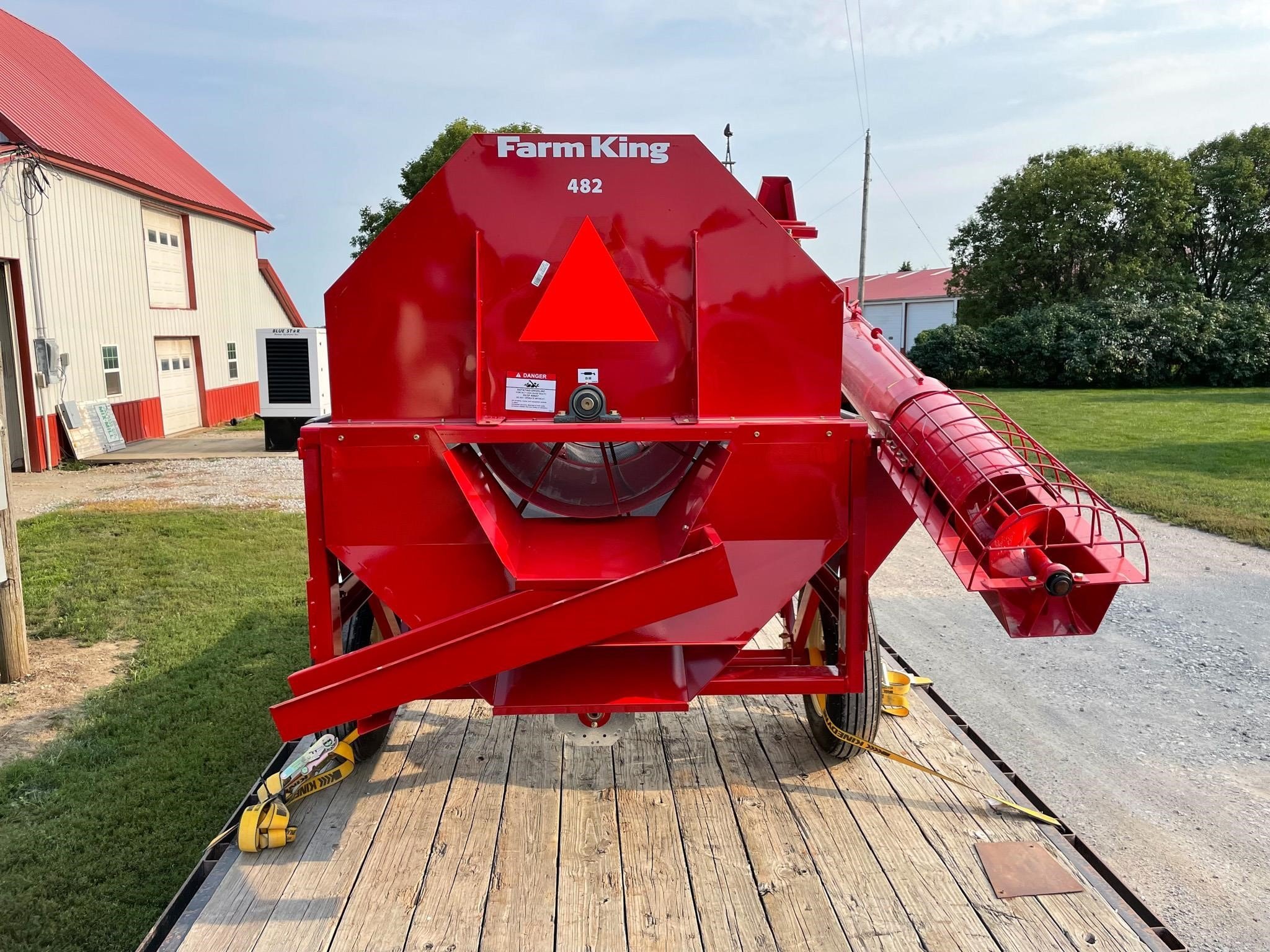 2024 Farm King Y482 Grain Cleaner 14,879 Machinery Pete