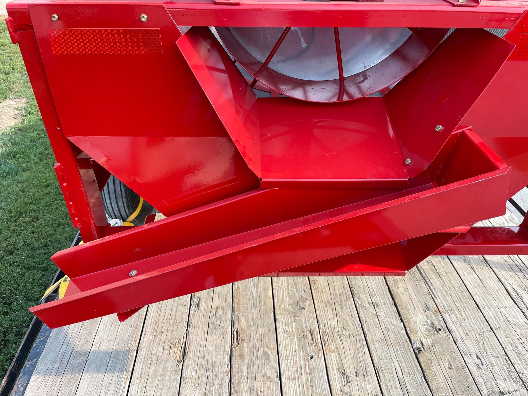 2026 Farm King Y482 Grain Cleaner