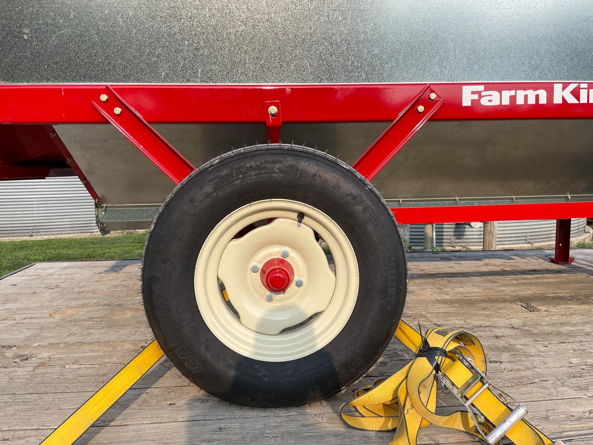 2026 Farm King Y482 Grain Cleaner