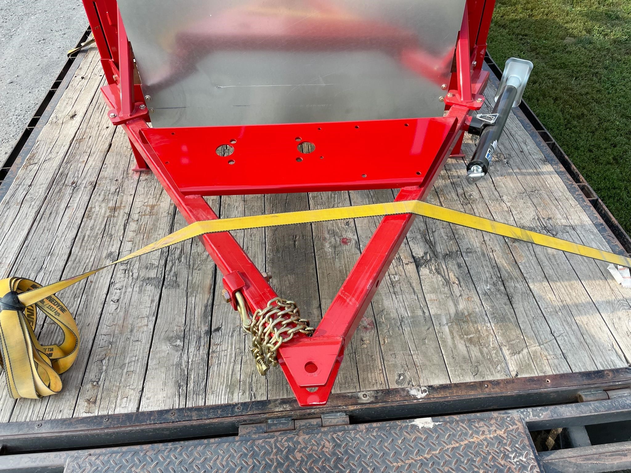 2026 Farm King Y482 Grain Cleaner