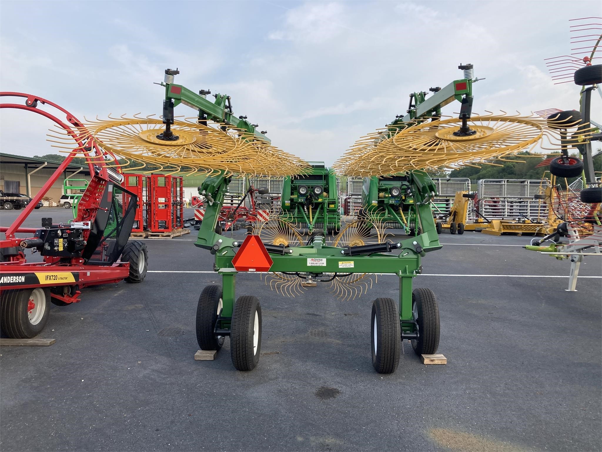 2025 Ogden Metalworks RCR812 Rake