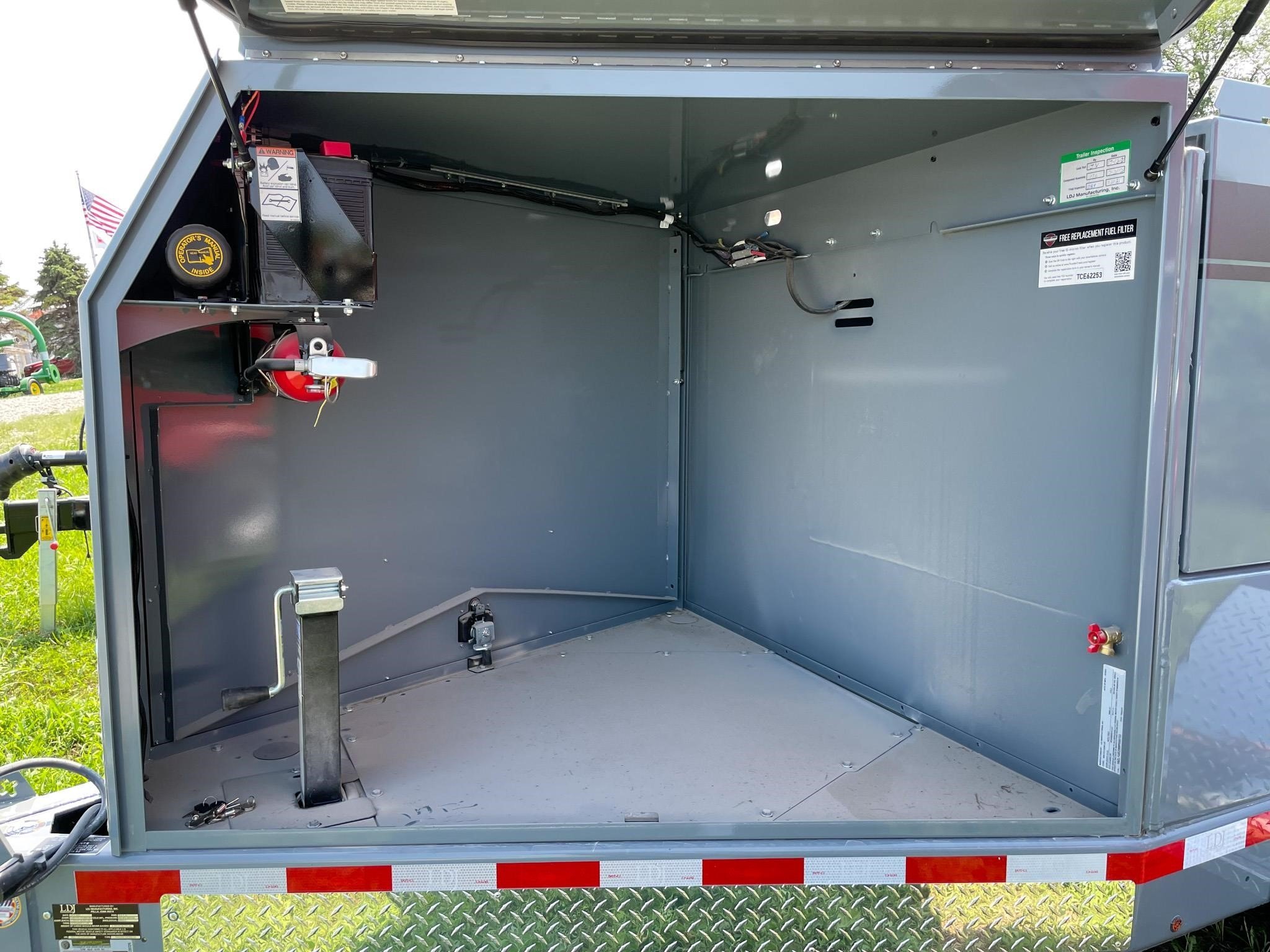 2025 Thunder Creek FST750 Fuel Trucks/Trailer