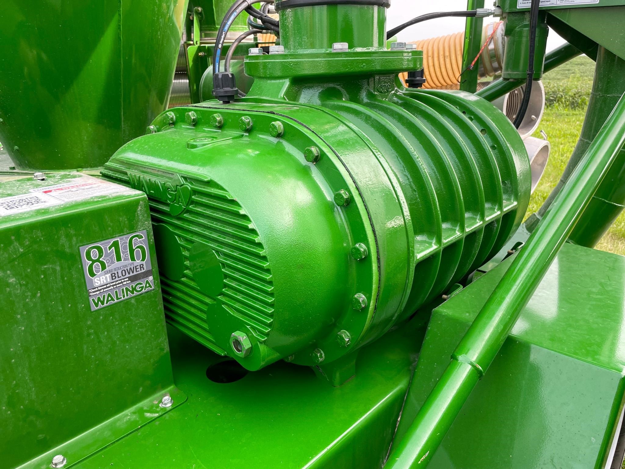 2026 Walinga AGRI-VAC 7816DLX Grain Vac
