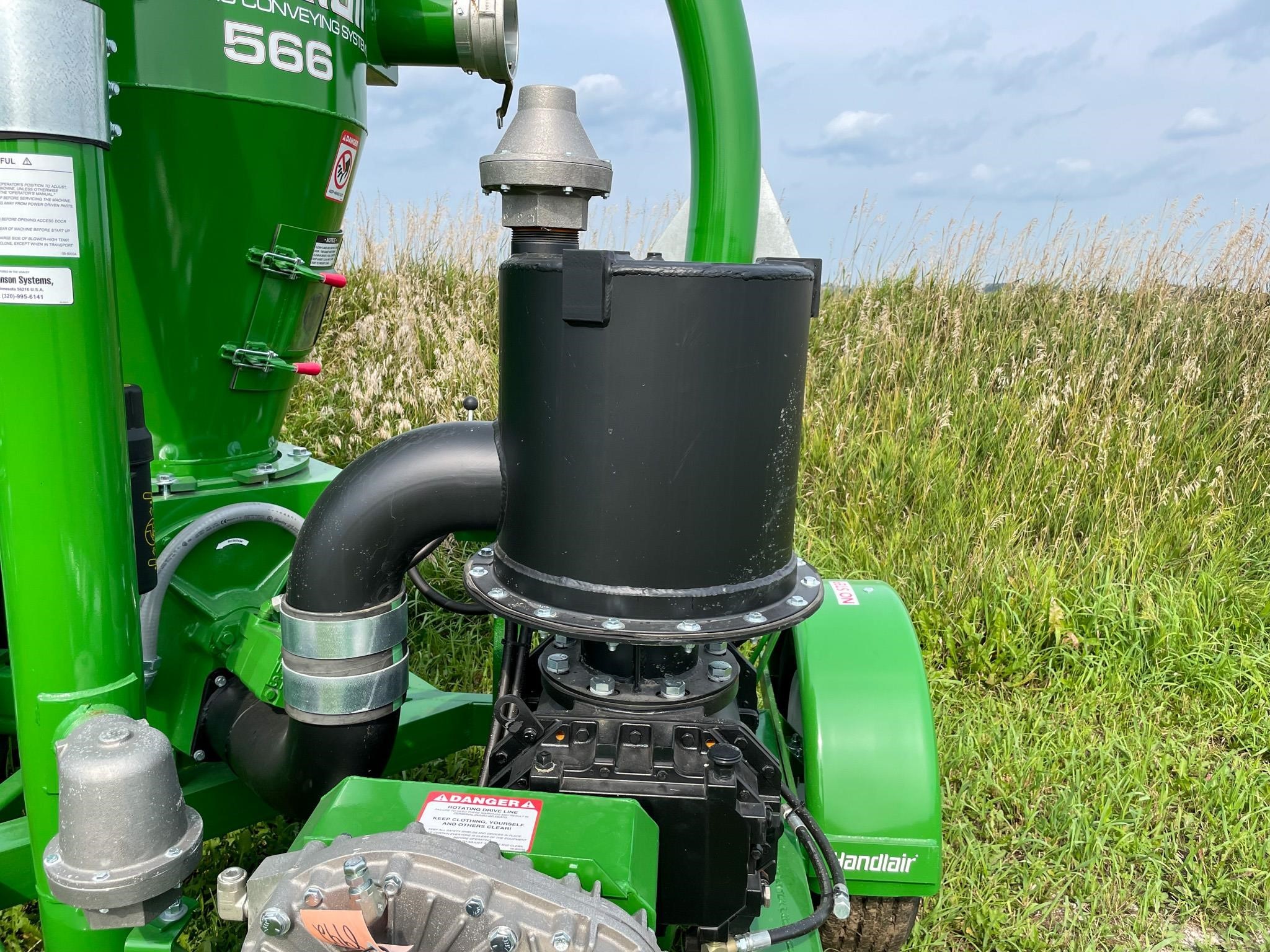 2026 Handlair 566 Grain Vac