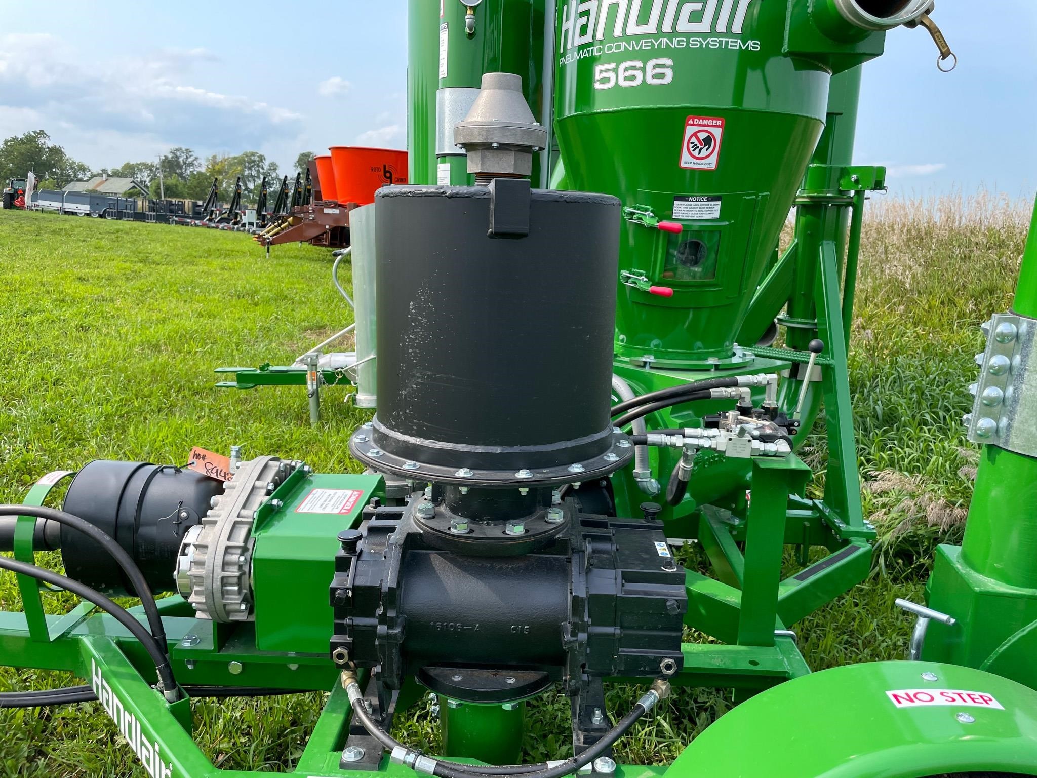 2026 Handlair 566 Grain Vac