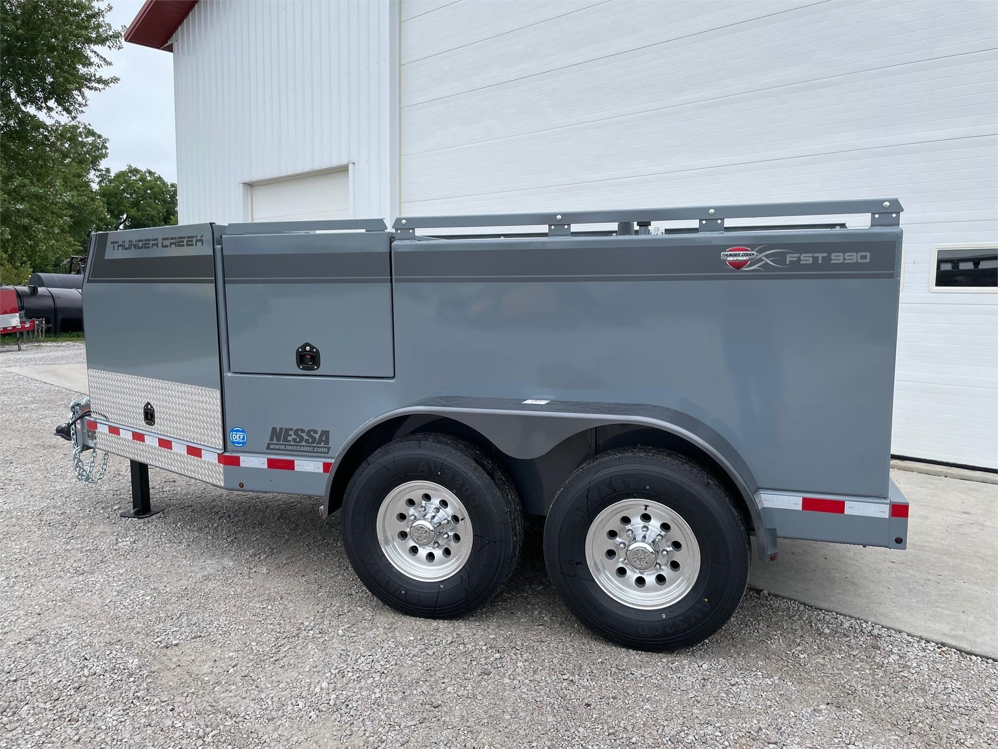 2023 Thunder Creek FST990 Fuel Trucks/Trailer