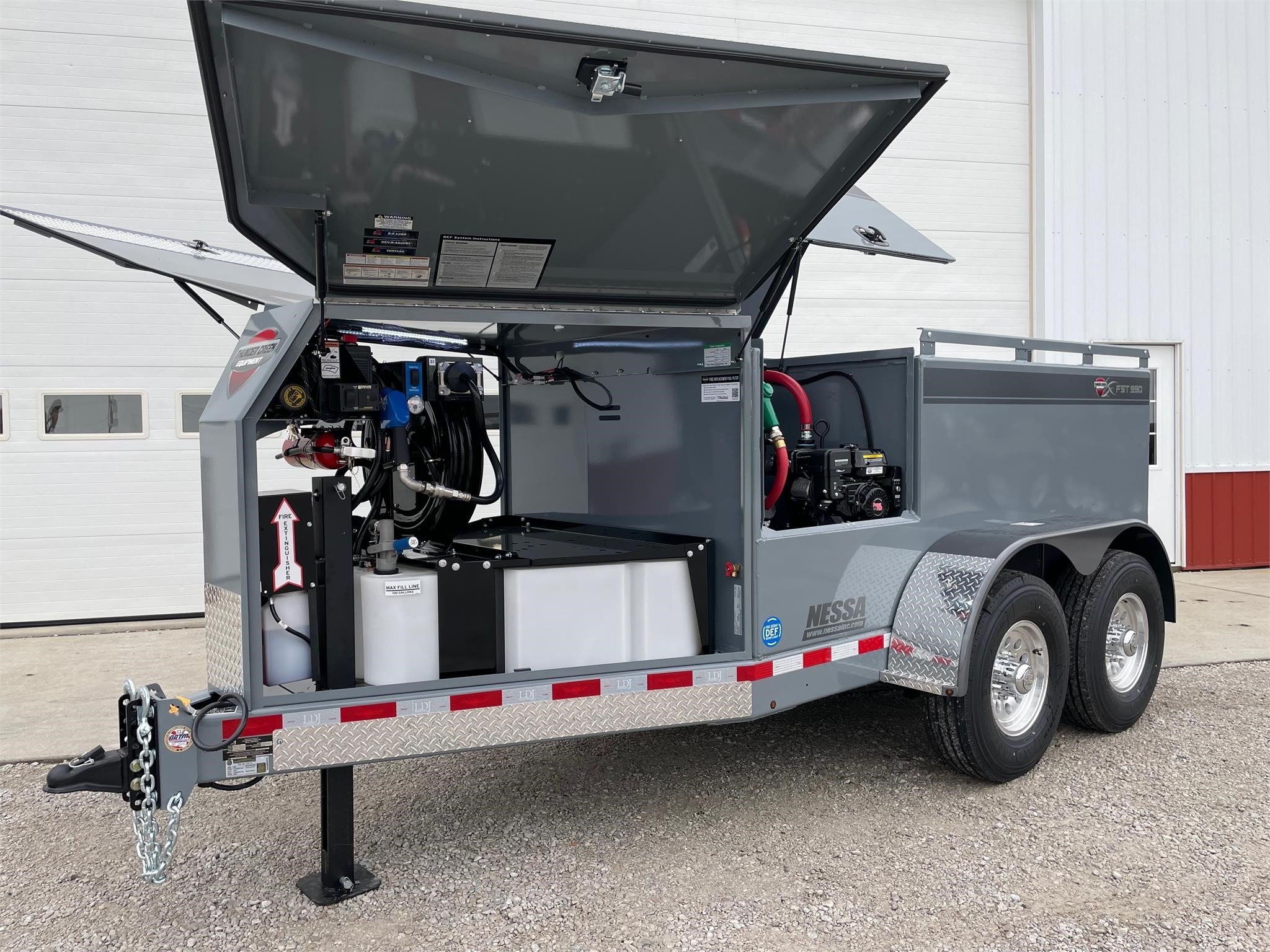 2023 Thunder Creek FST990 Fuel Trucks/Trailer