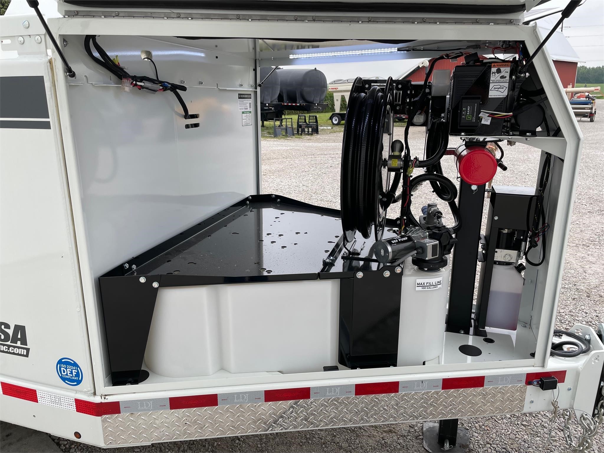 2023 Thunder Creek FST990 Fuel Trucks/Trailer