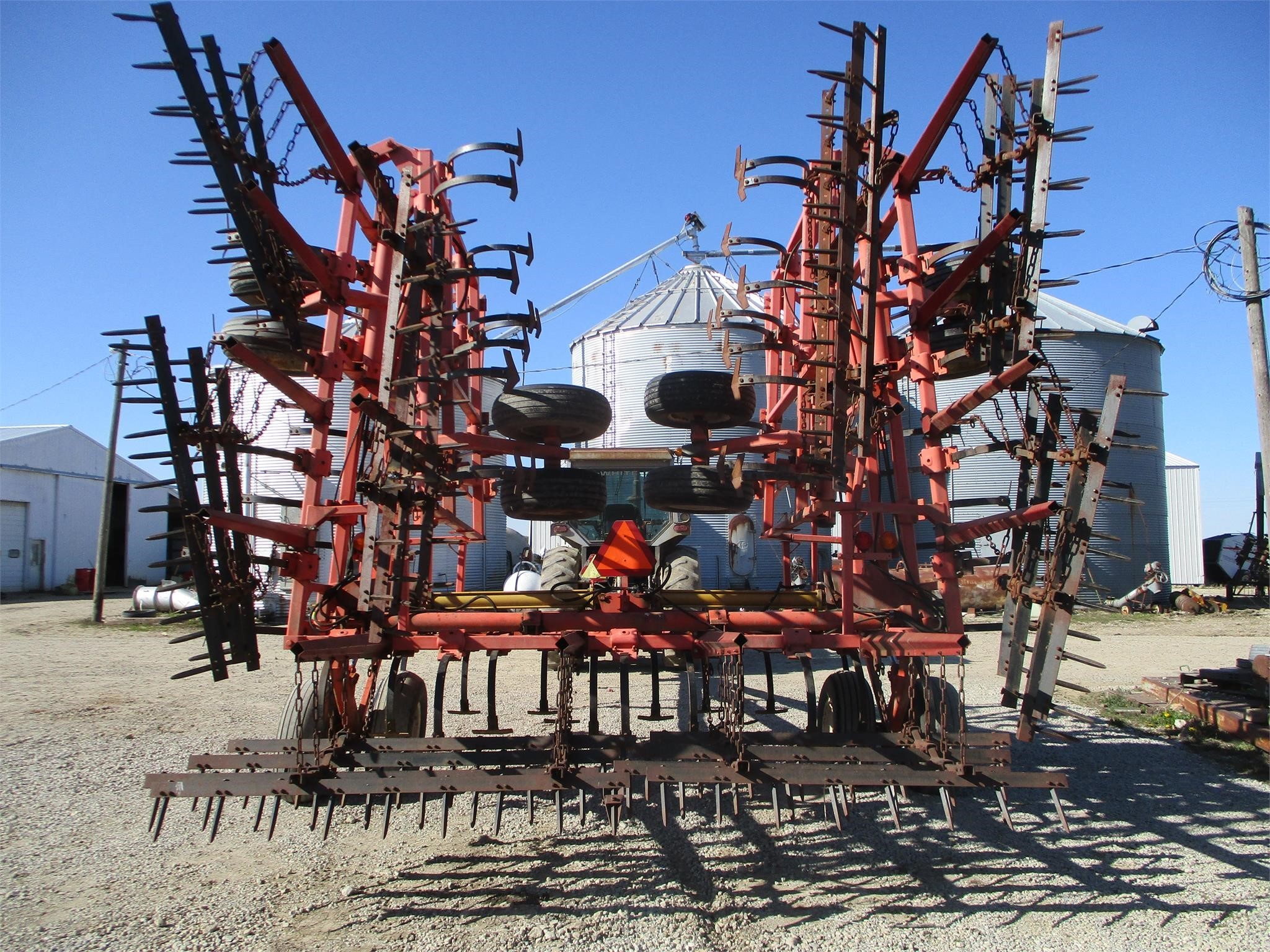  Allis Chalmers 1400 Field Cultivator