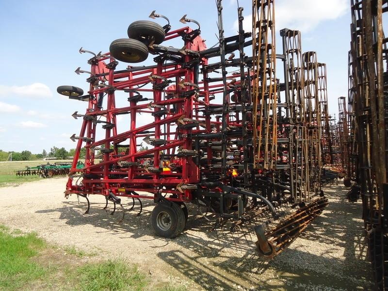 2007 Case IH Tigermate 200 Field Cultivator