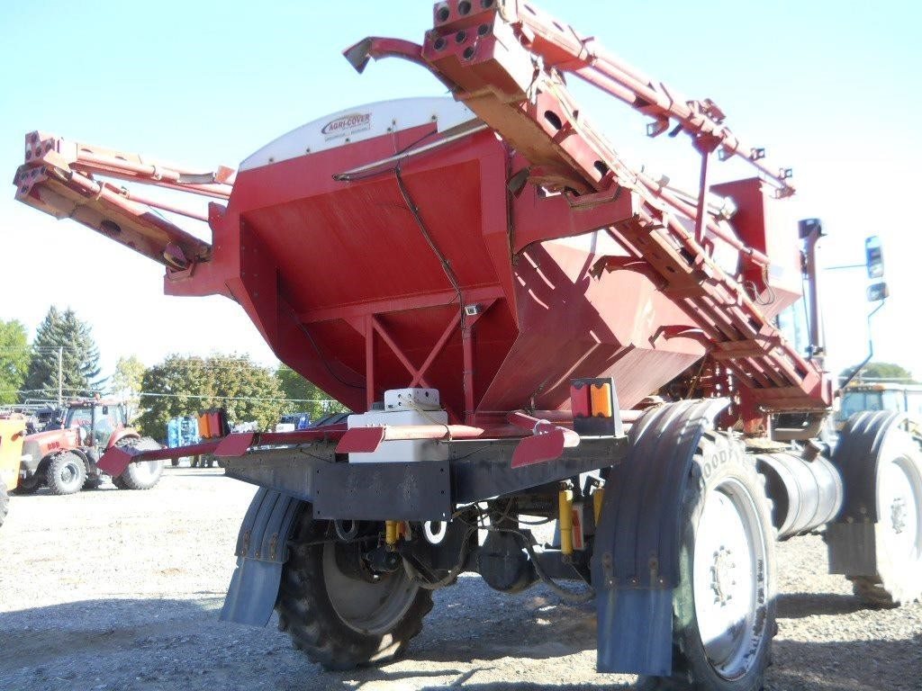 2015 RBR Enterprise Venturi 350 SelfPropelled Fertilizer Spreader 111,500 Machinery Pete