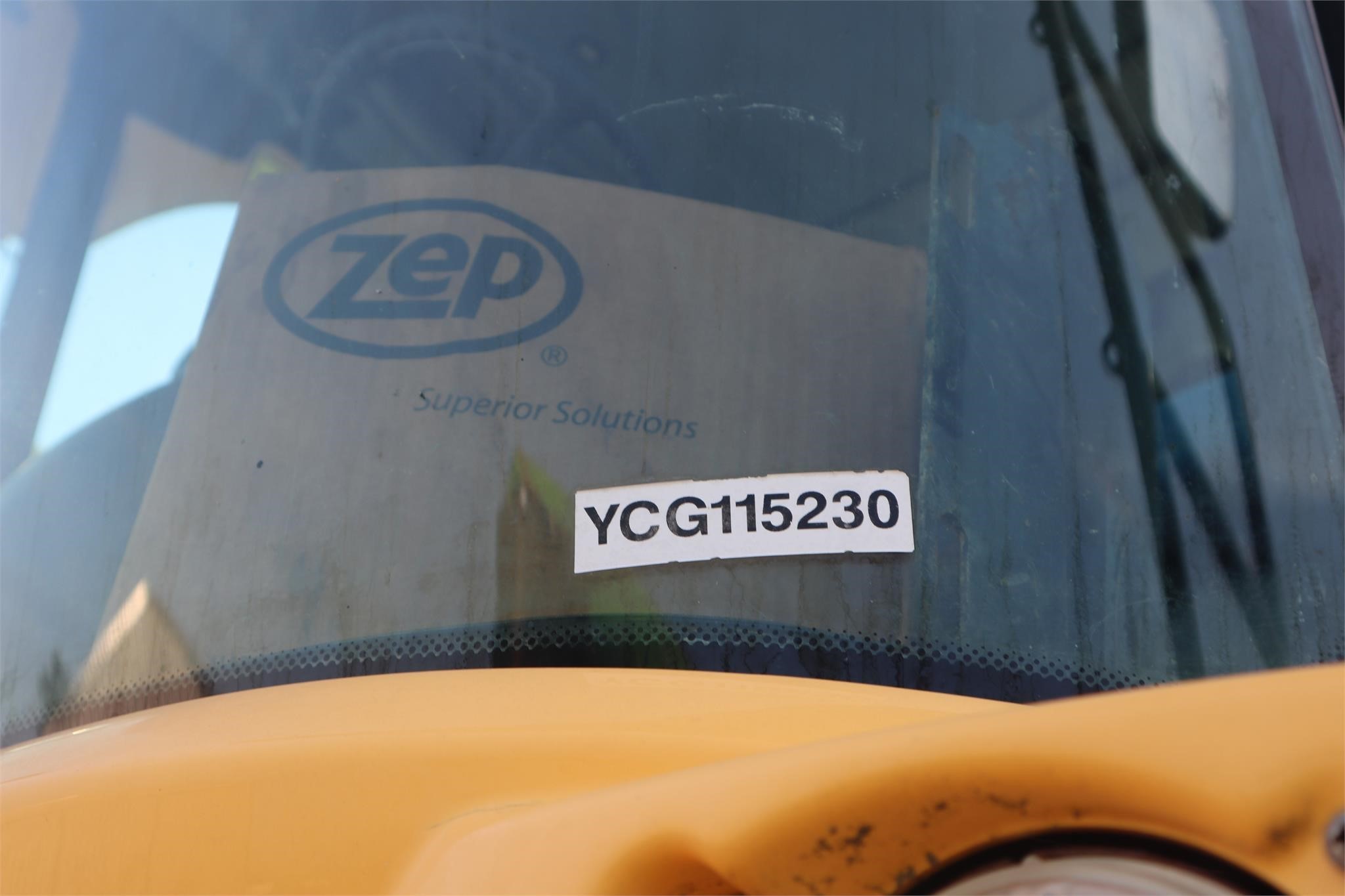 2012 New Holland CR8090 Combine