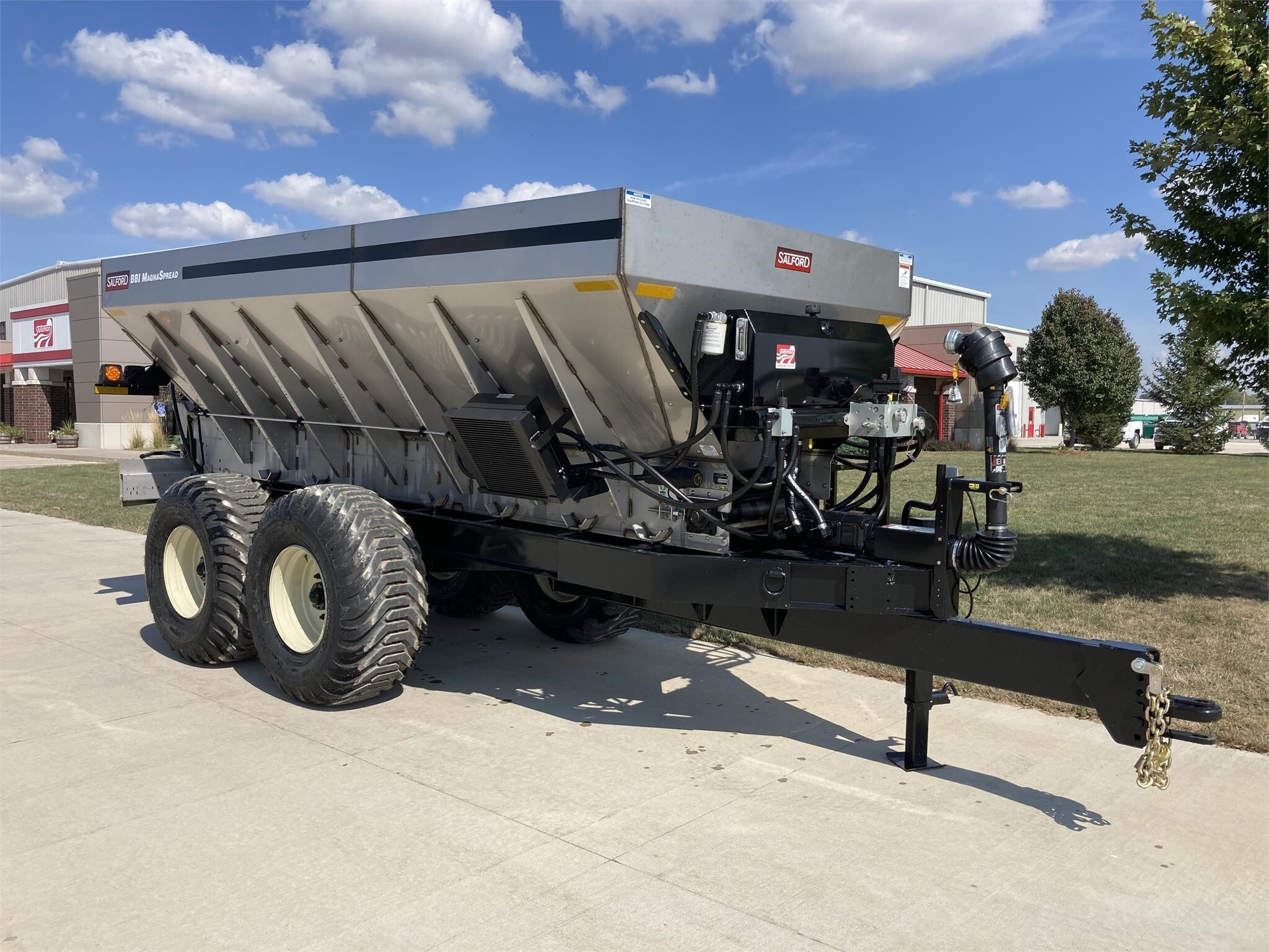2025 BBI MagnaSpread PTHP Manure Spreader