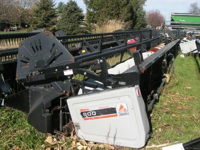 2000 Gleaner 800 Platform