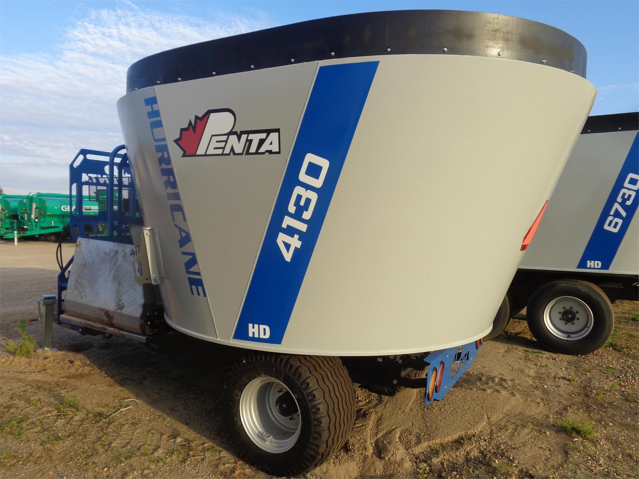  Penta 4130 Grinders and Mixer