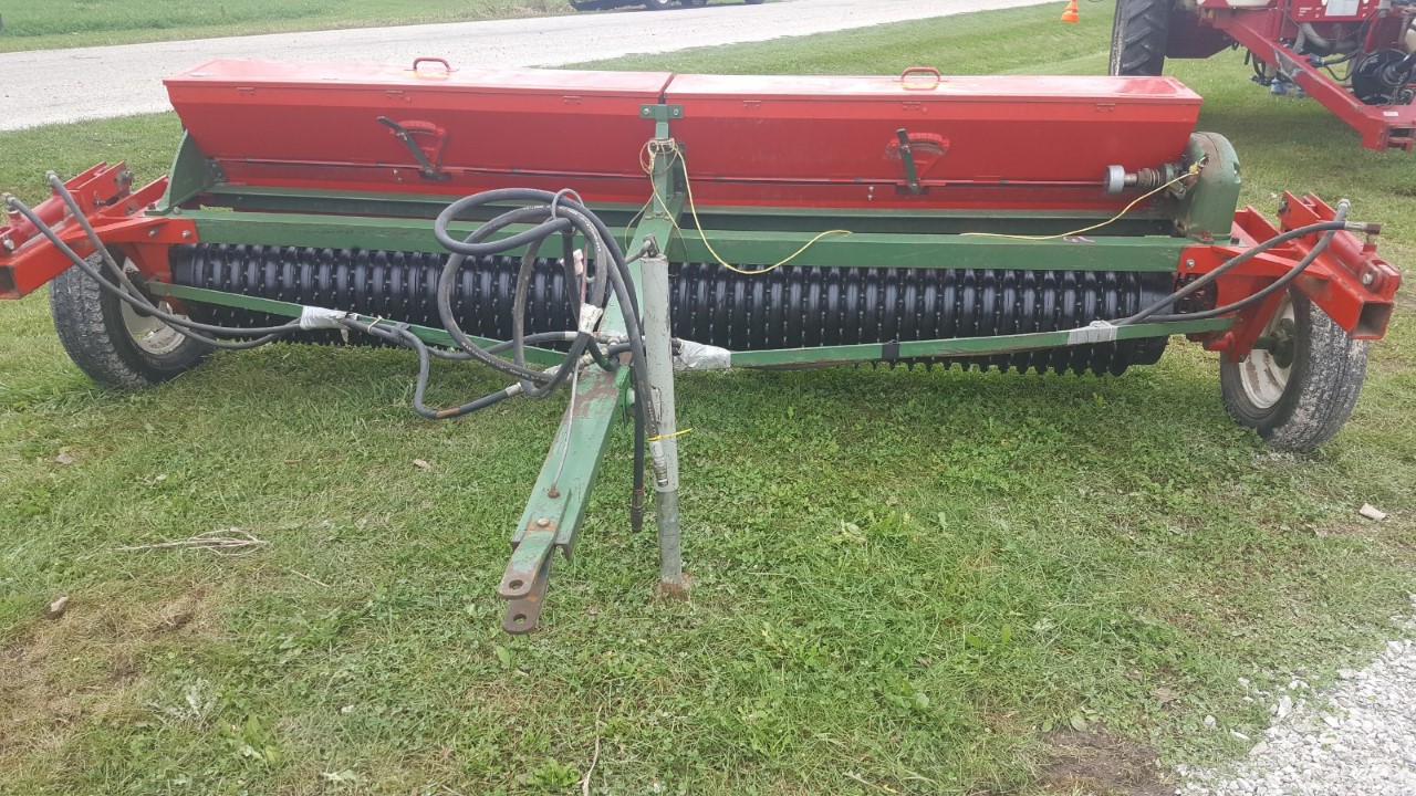 Brillion SST1201 Drill 10,200 Machinery Pete