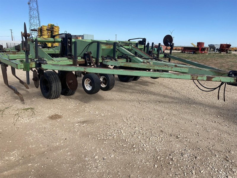 K&W Equipment Hale Center Hale Center, TX Machinery Pete