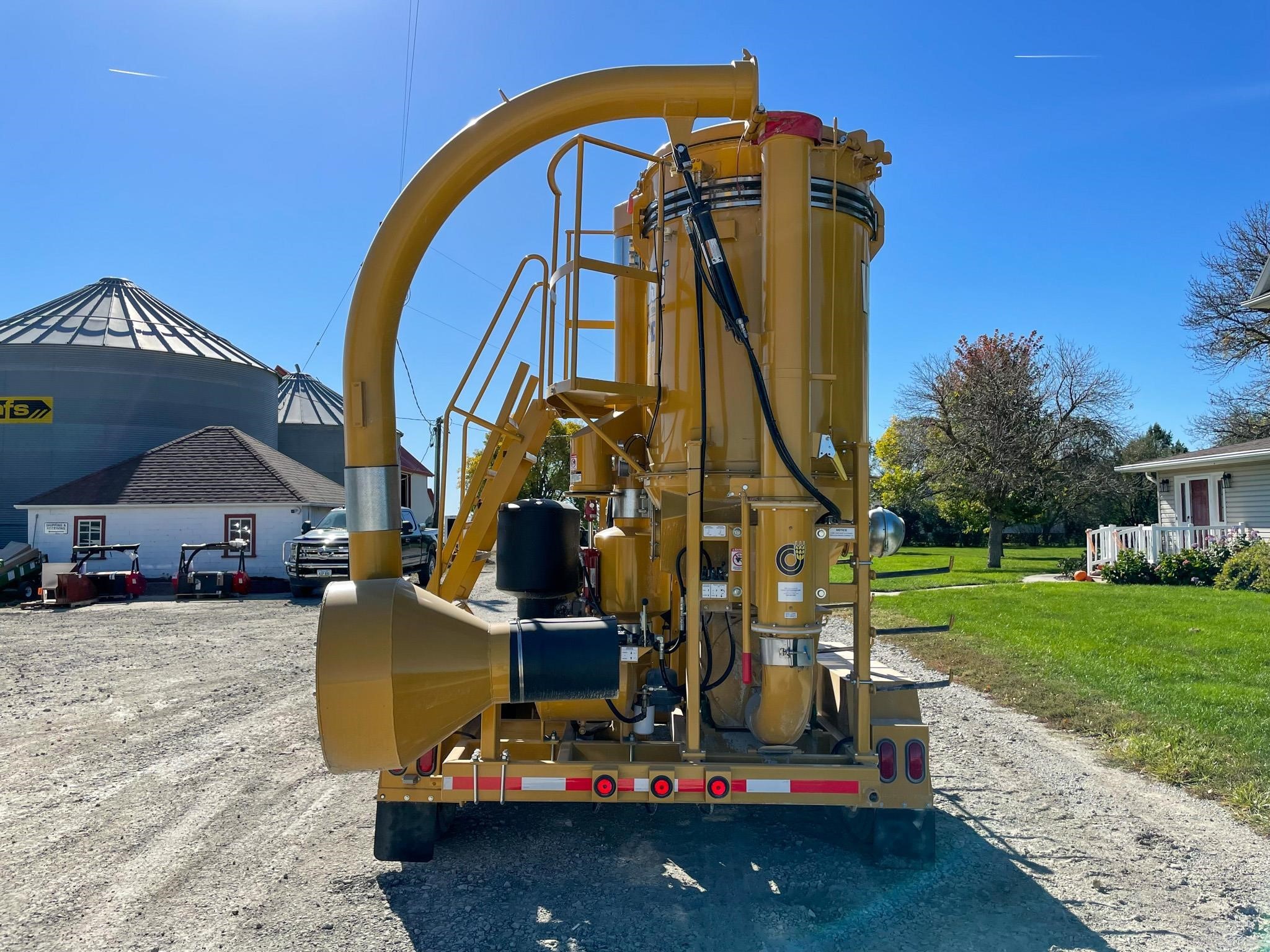 2026 VAC BOSS 6068D Grain Vac