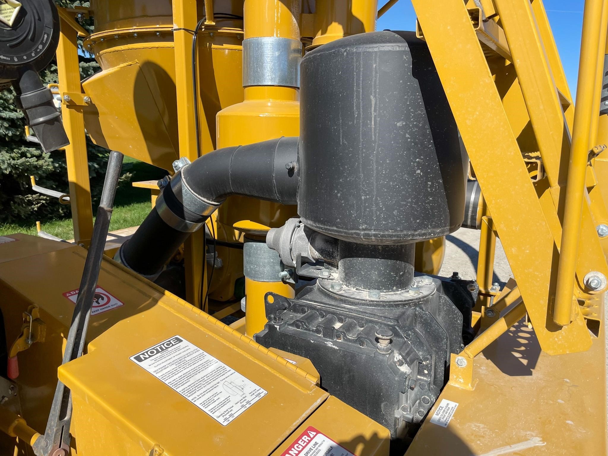 2026 VAC BOSS 6068D Grain Vac