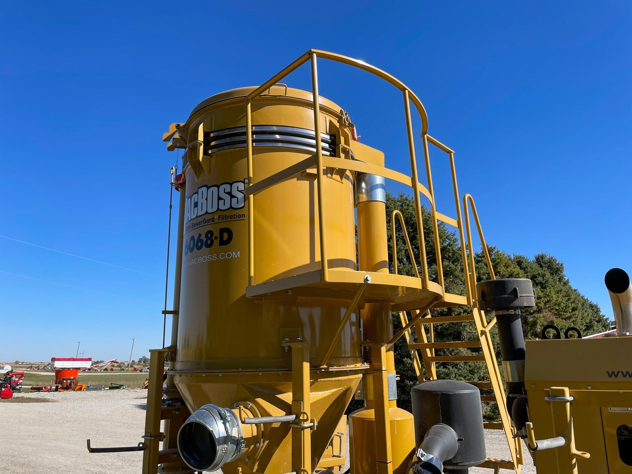 2026 VAC BOSS 6068D Grain Vac