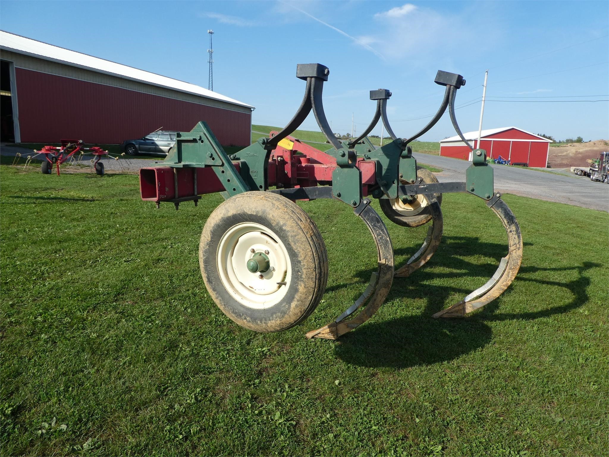 Brillion CC3001 InLine Ripper 4,950 Machinery Pete