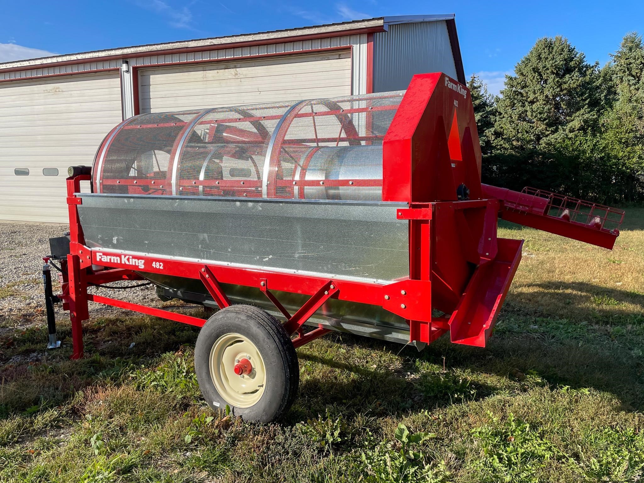 2026 Farm King Y482 Grain Cleaner