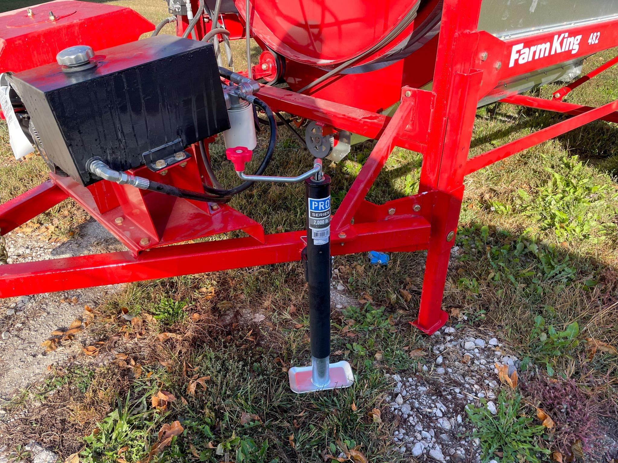 2026 Farm King Y482 Grain Cleaner