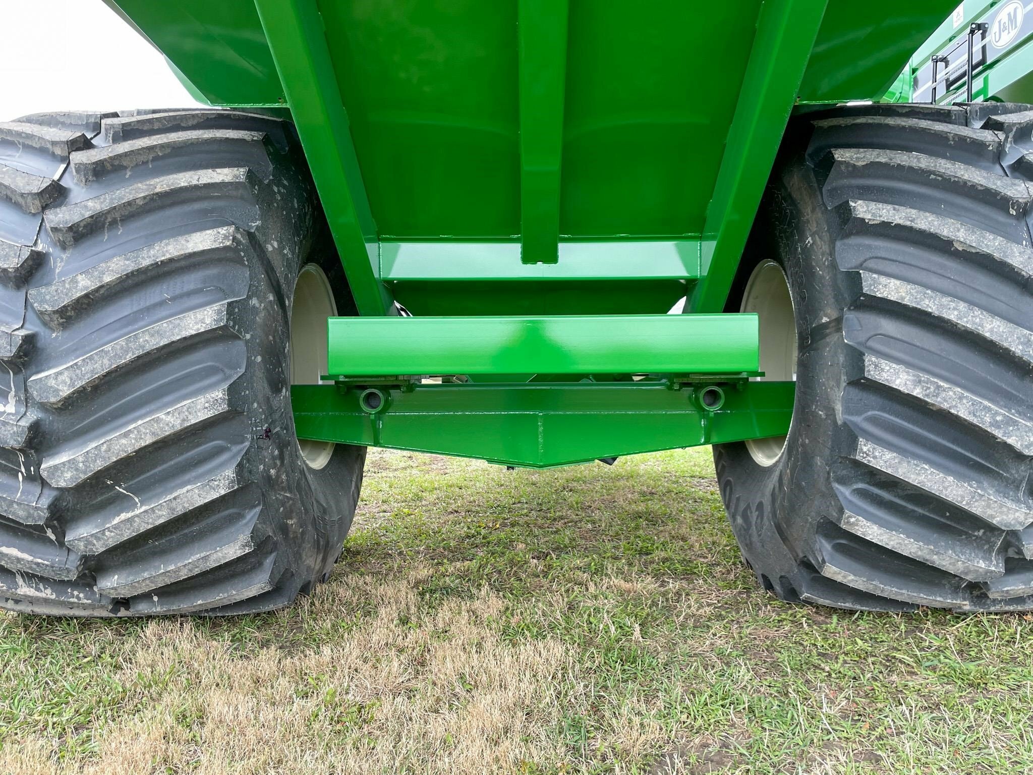 2026 J&M 1112 Grain Cart