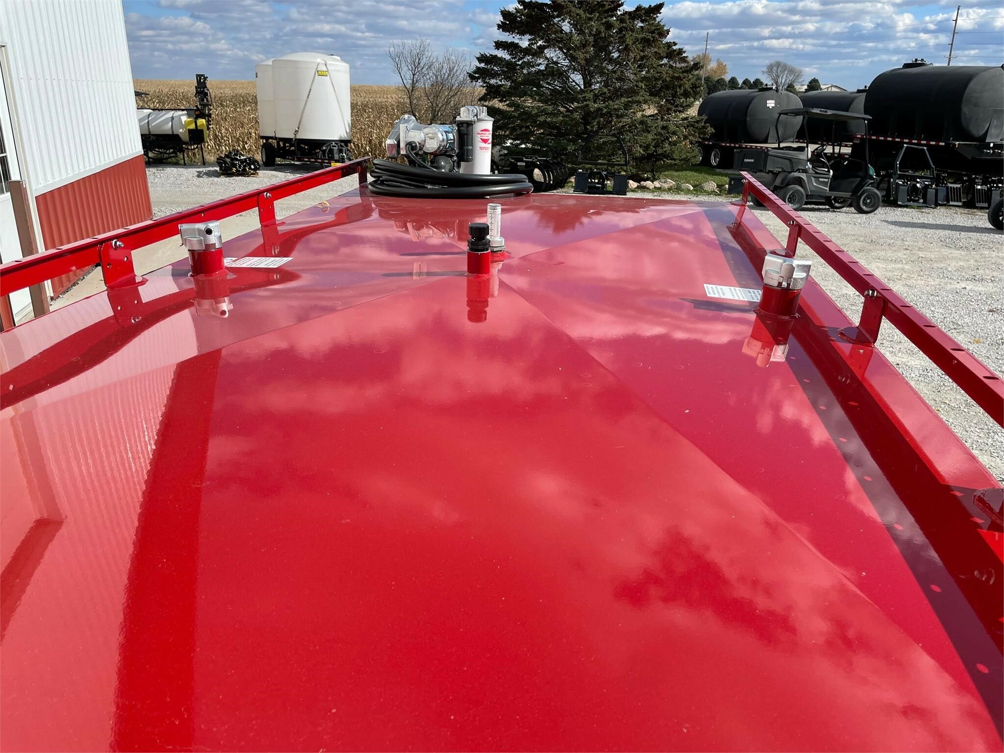 2023 Thunder Creek EV990 Fuel Trucks/Trailer