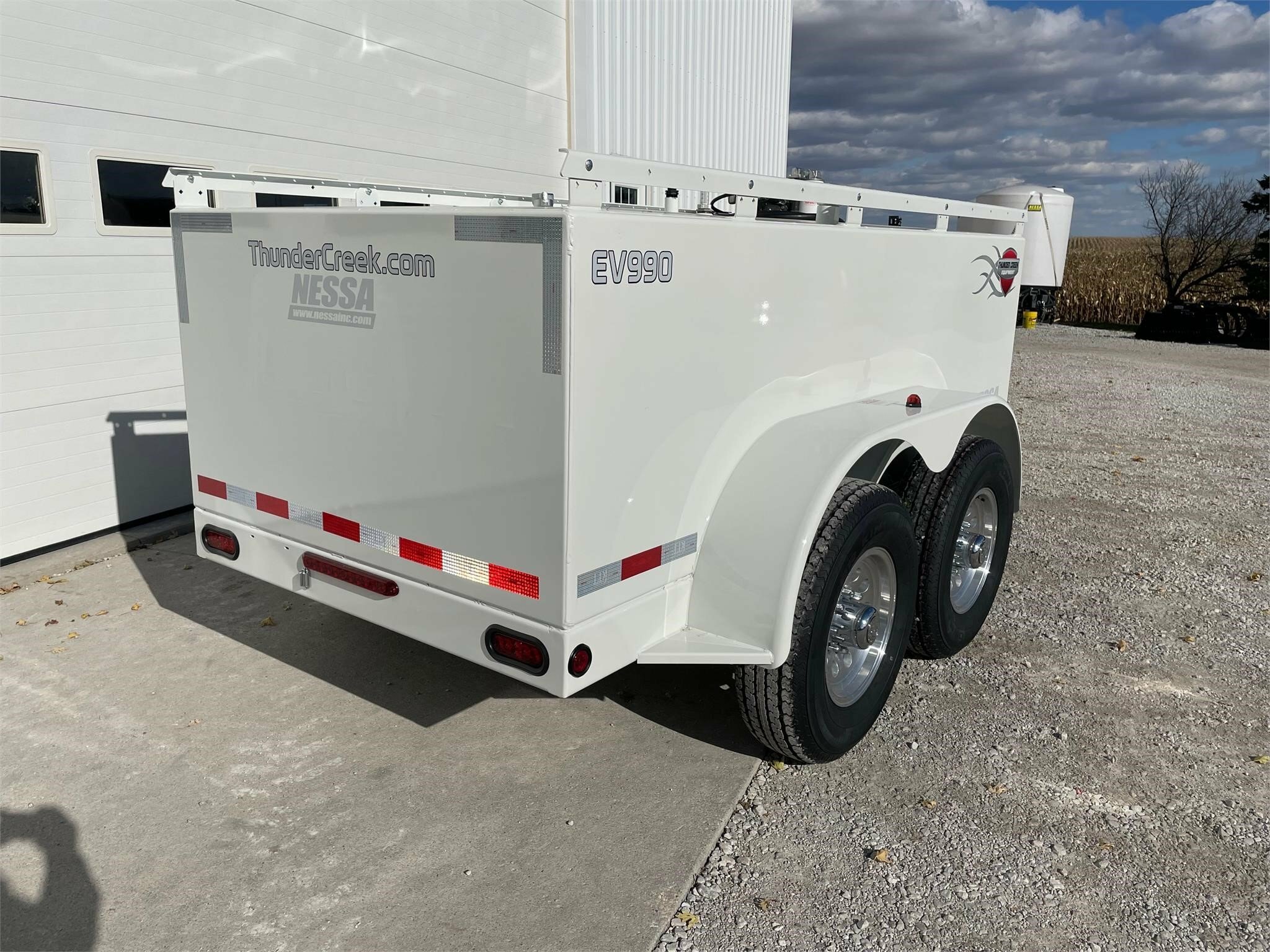 2023 Thunder Creek EV990 Fuel Trucks/Trailer