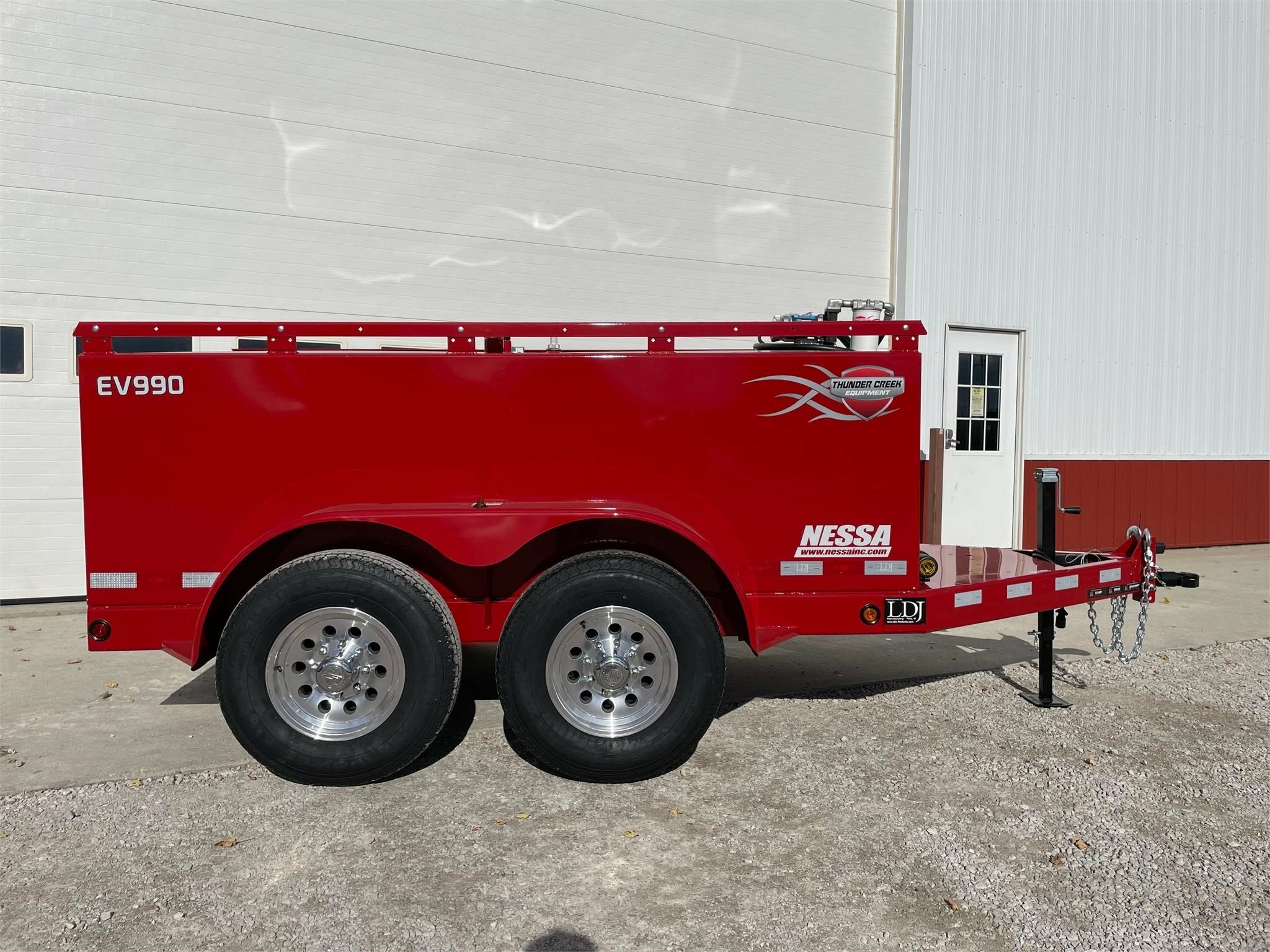 2023 Thunder Creek EV990 Fuel Trucks/Trailer