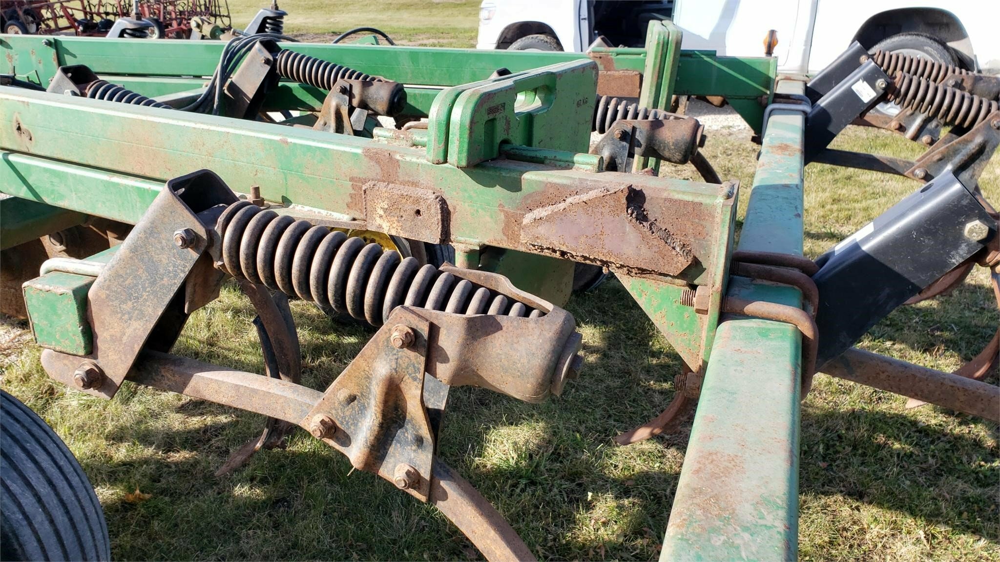 John Deere 714 Disk Chisel 5,900 Machinery Pete