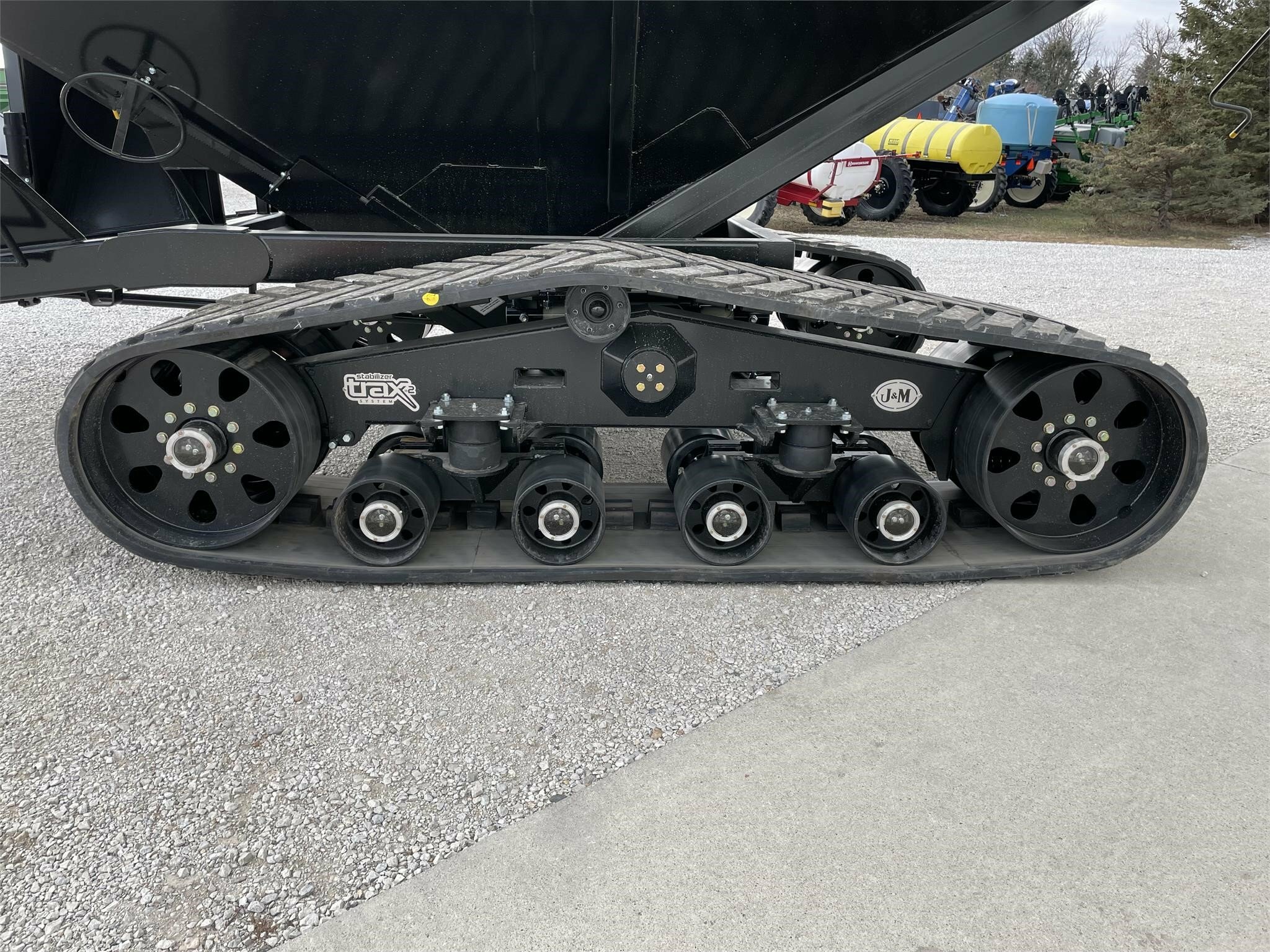 2025 J&M 1112-20T Grain Cart