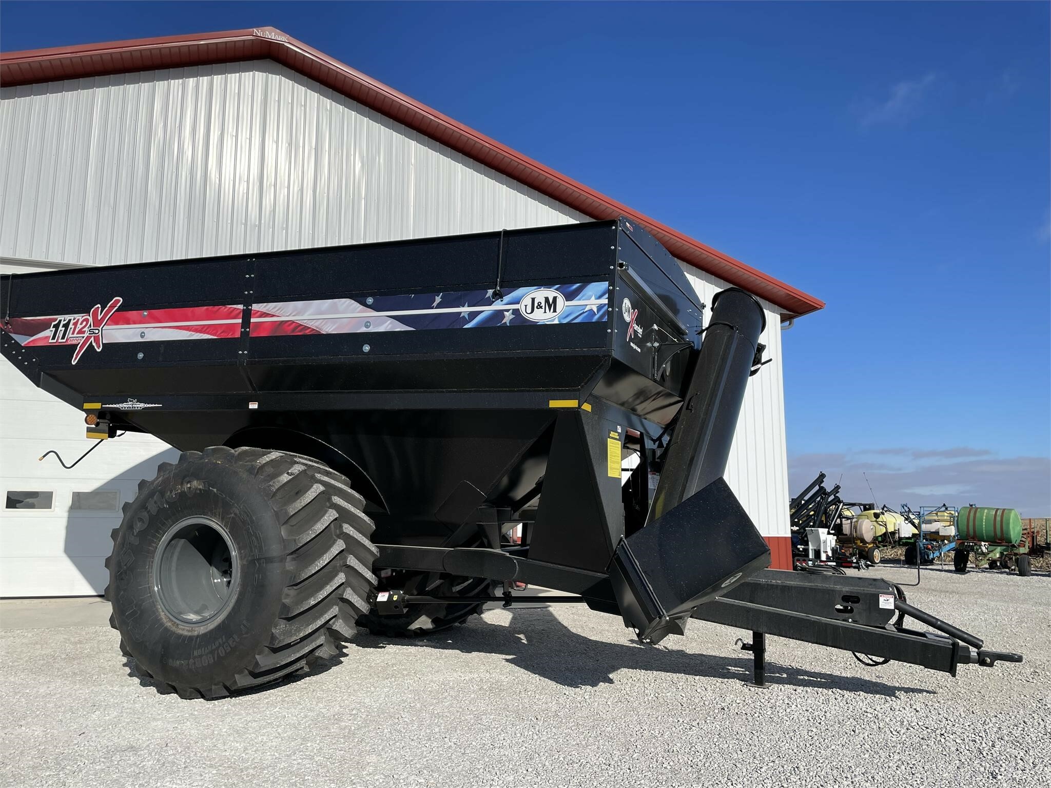 2024 J&M 1112 Grain Cart