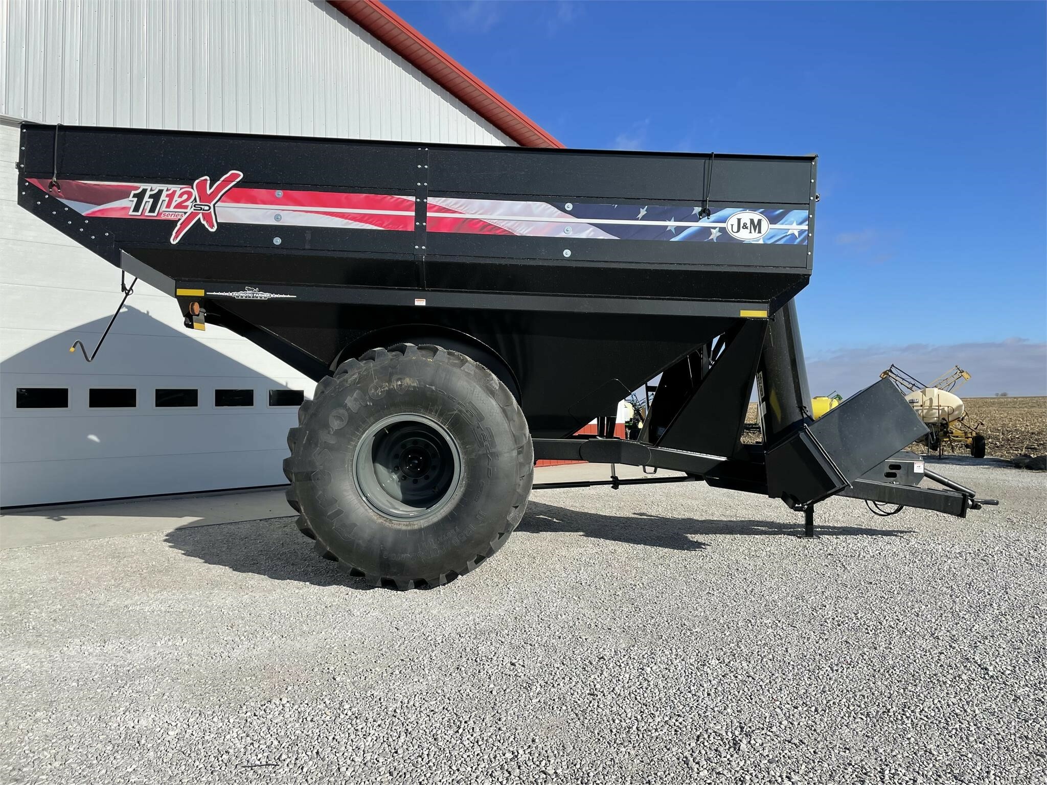 2024 J&M 1112 Grain Cart
