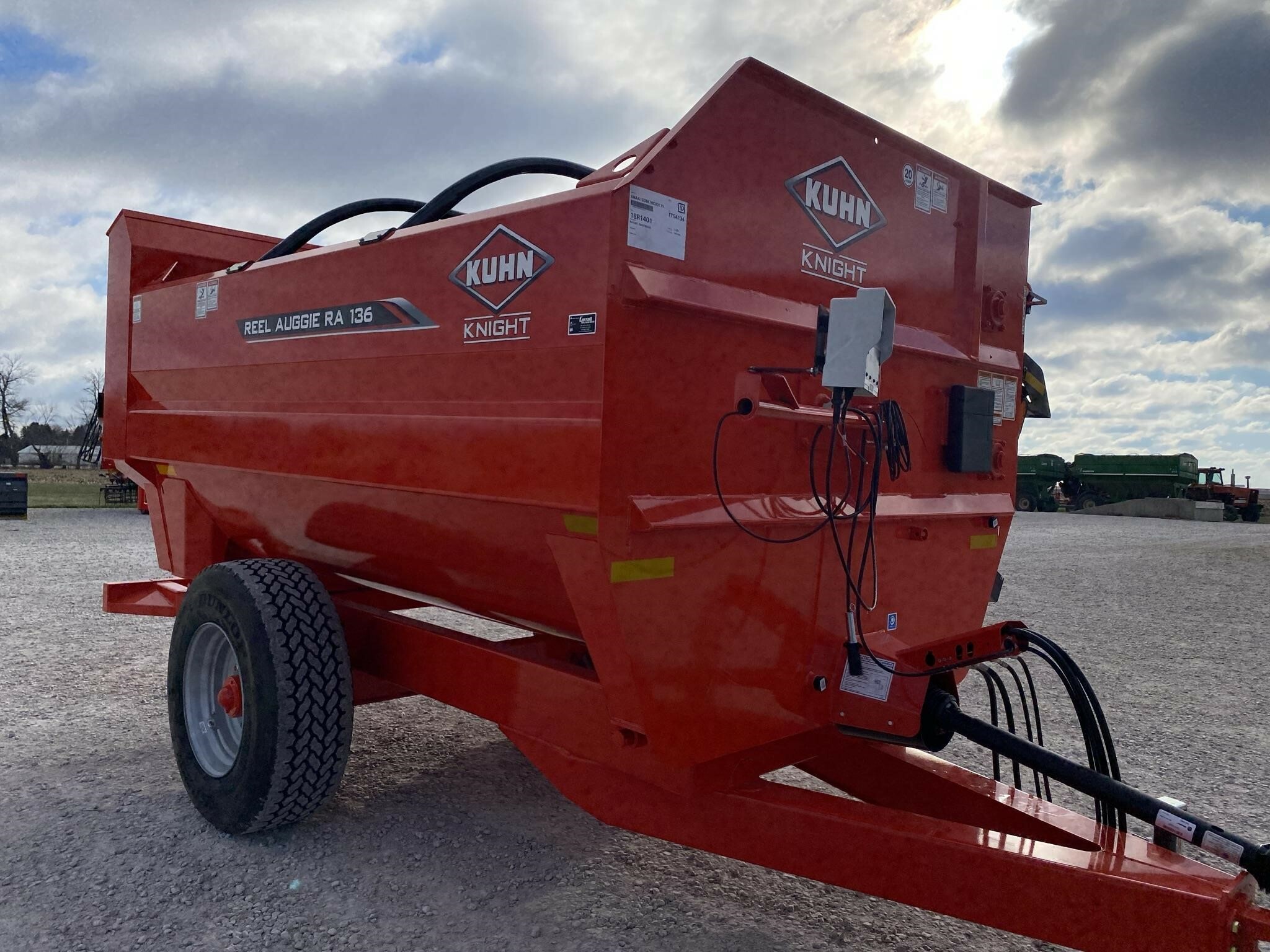 2025 Kuhn Knight RA136 Grinders and Mixer