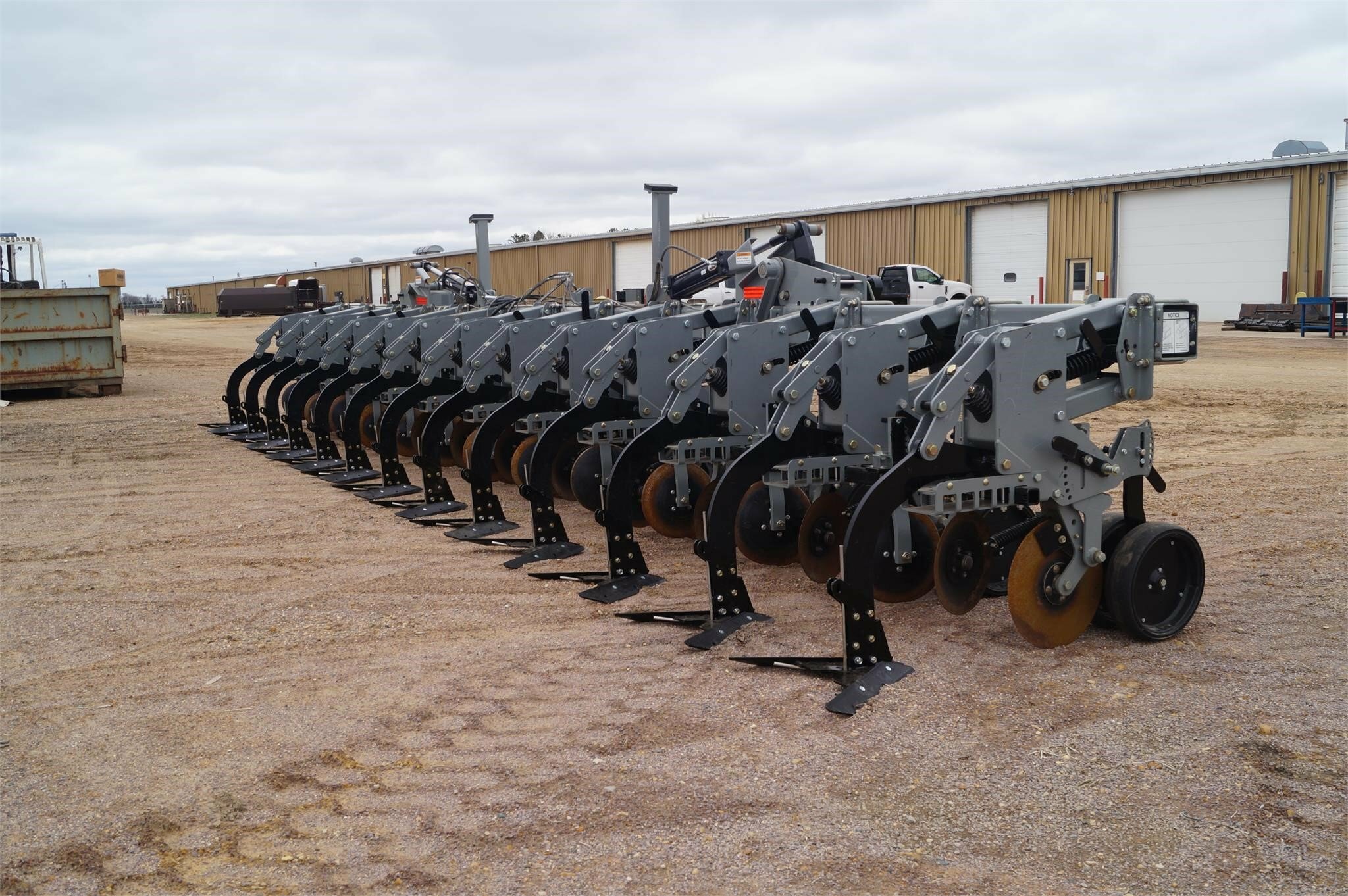 2026 Hiniker 6500 Cultivator