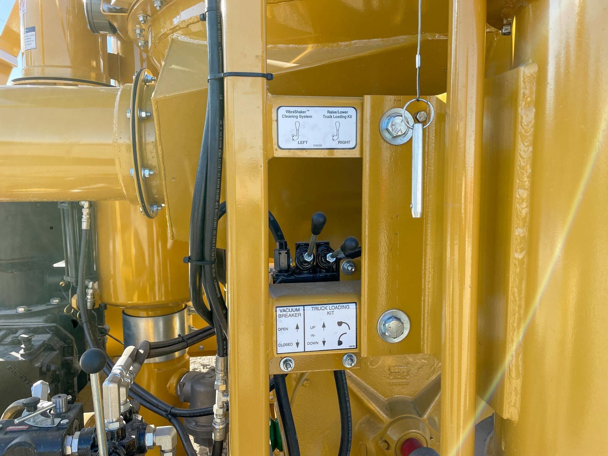 2026 VAC BOSS 6068D Grain Vac